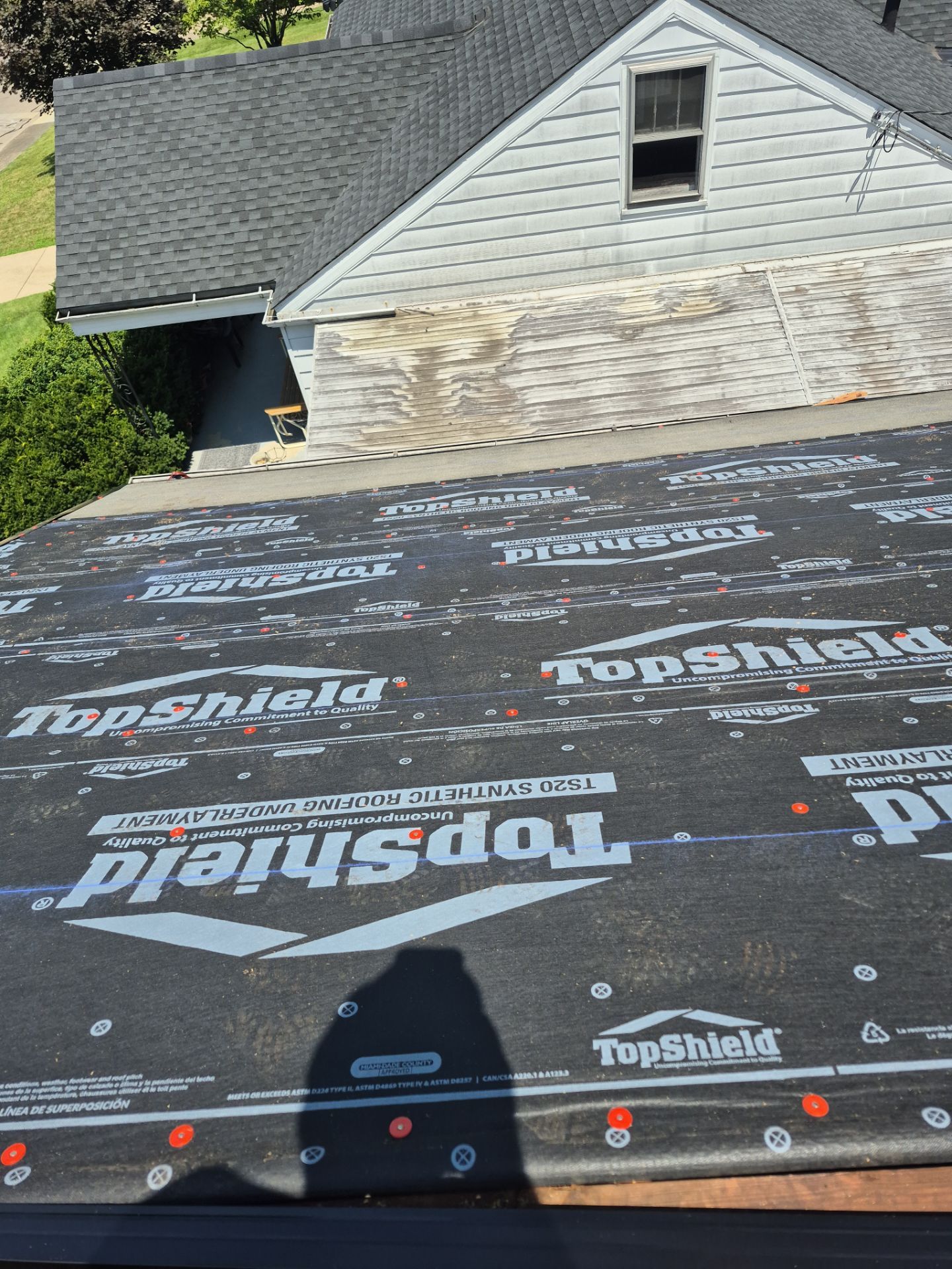 🖤 Sleek. Bold. Built to Last — Granite Black in Portsmouth! by Mr. Roofer
