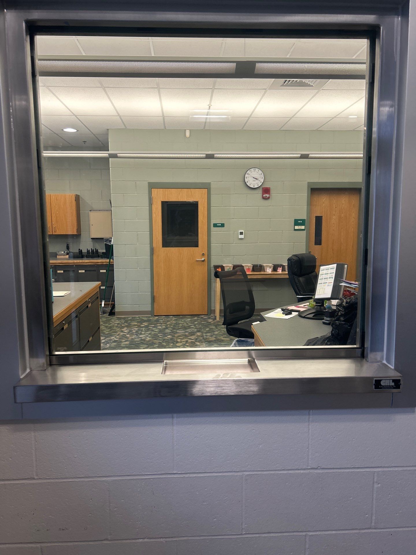 Reception Window using Bullet-Resistant Glass by Cheshire Glass Company