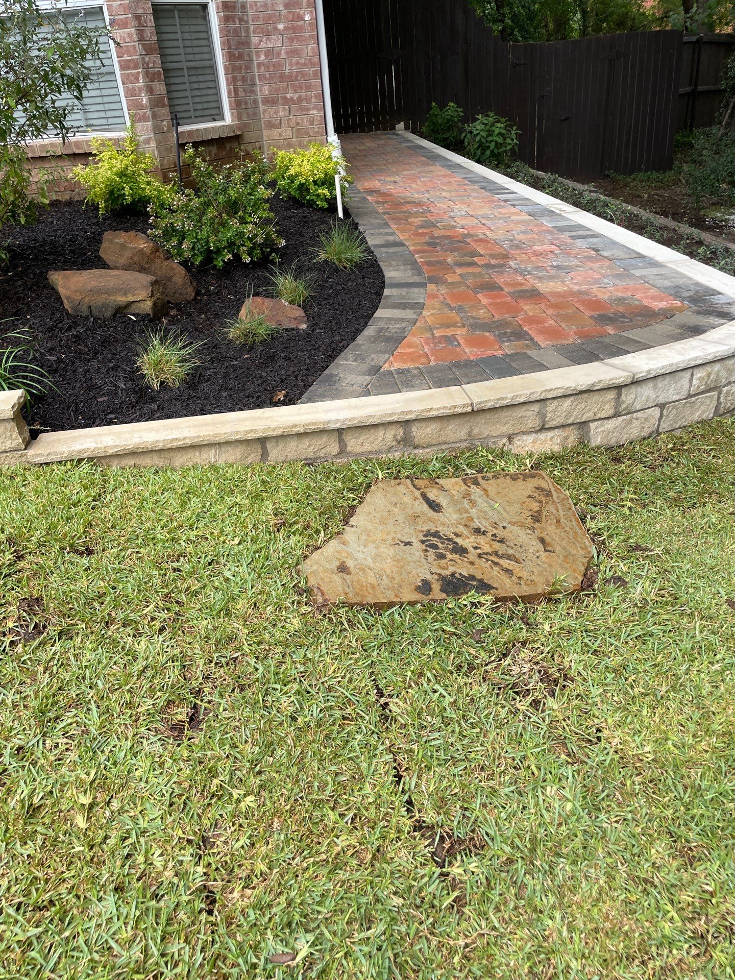 Paver Walkway, Chop Rock with Flagstone Cap by Peterson’s