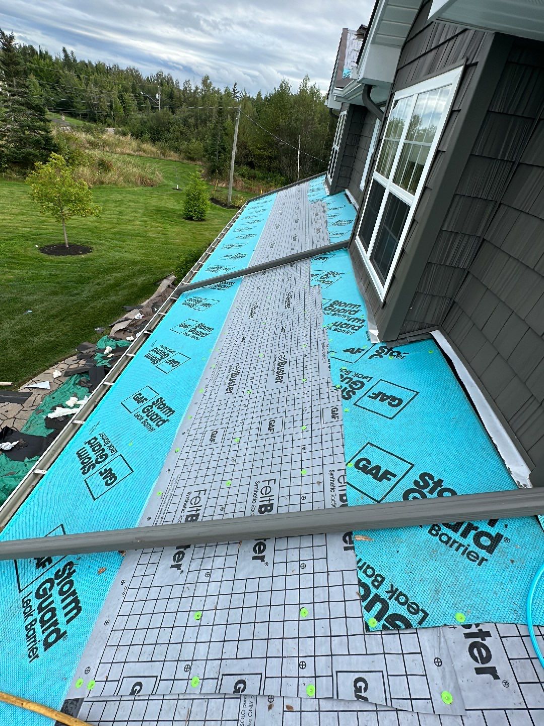 Residential Roofing Installation using Asphalt GAF HDZ by Artisan Roofing & Home Improvements Inc.