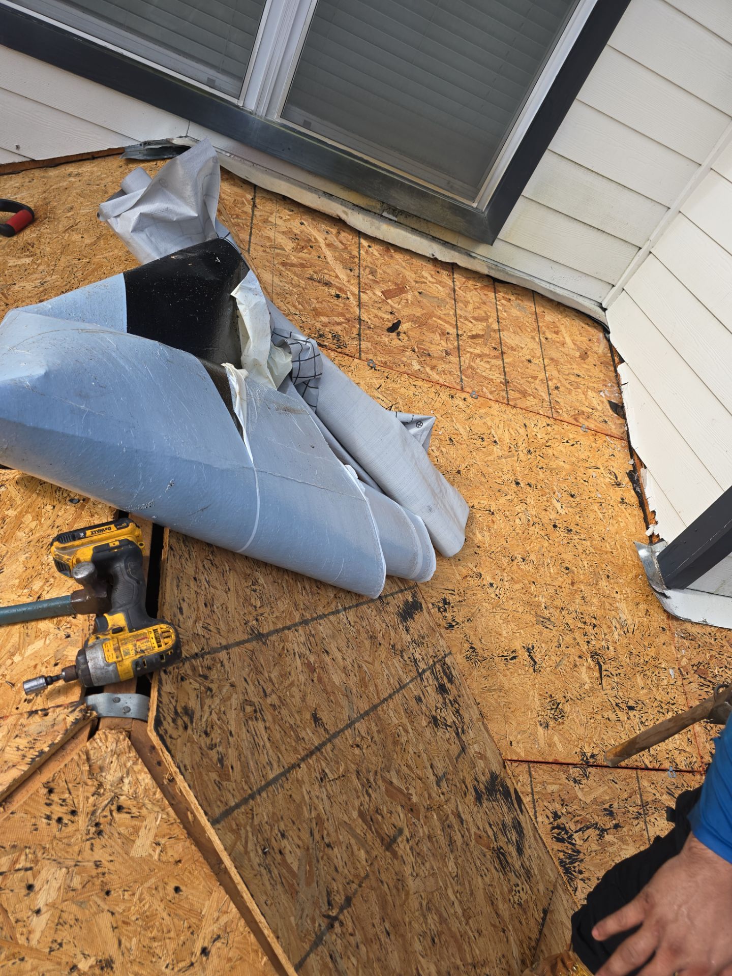 Roof Replacement Houston by Roof Repair Services LLC