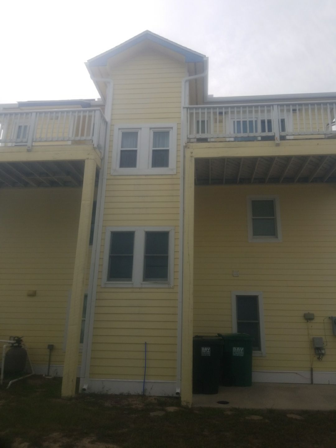 Brotzman - Gutter 732 Spinnaker Arch • Corolla, NC 27927 by Gallop Roofing & Remodeling, Inc.