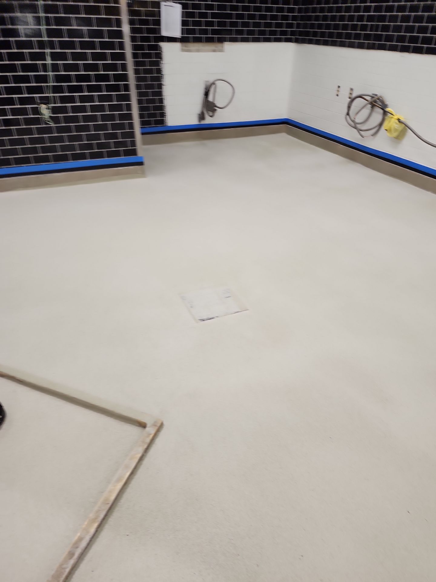 Fresco y Más Food Prep Area by Seamless Surfaces