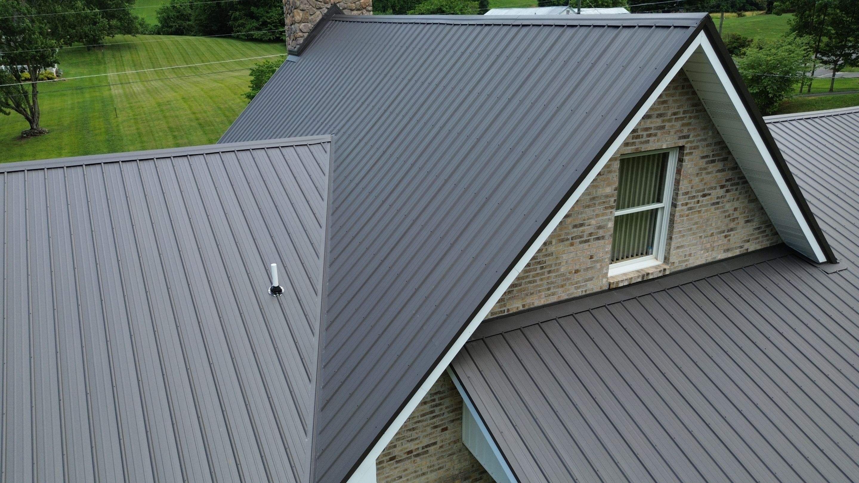 Jones Residence by Omnia Roofing