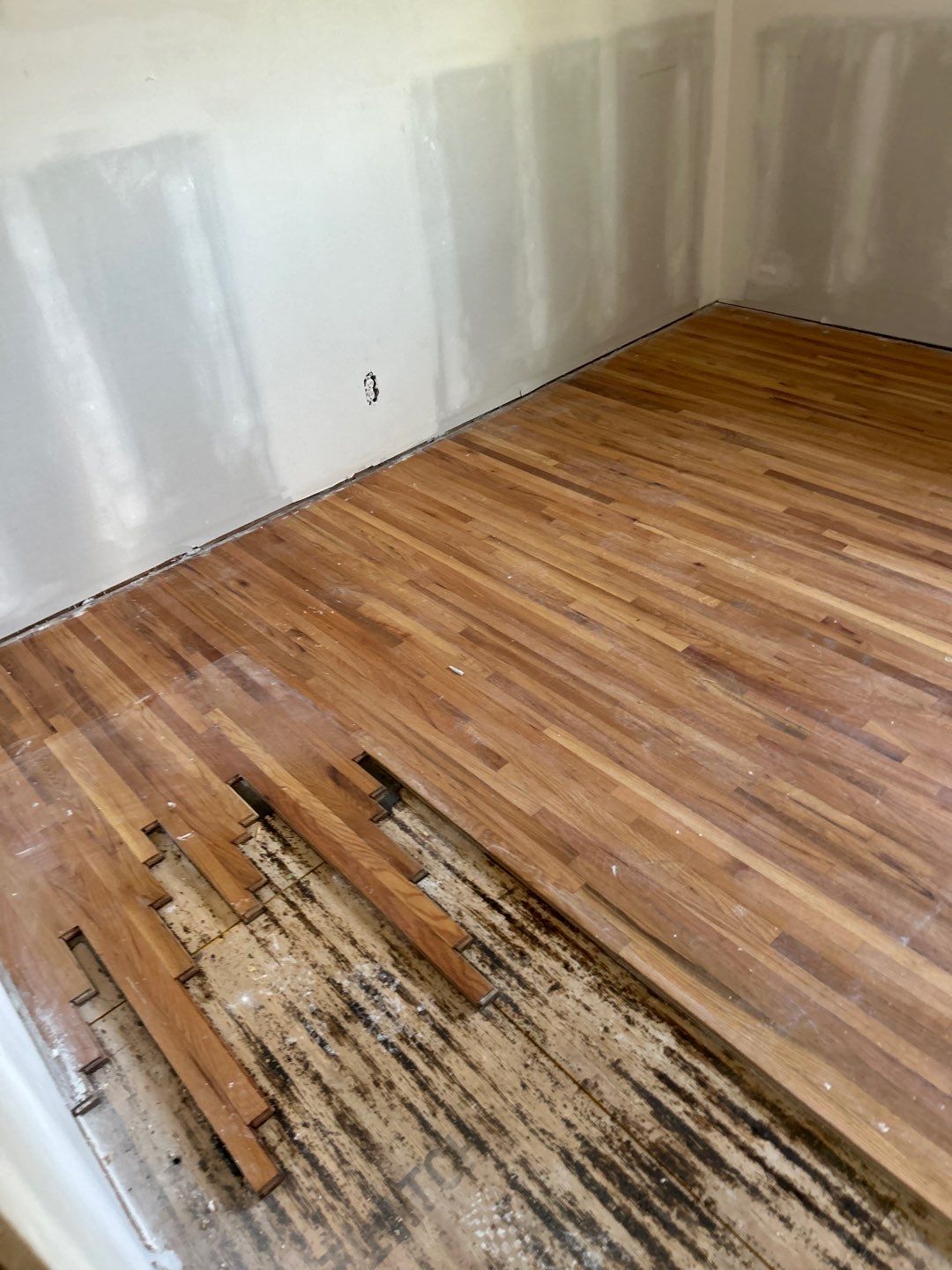 A perfect color match by Footprints Floors of Nashville
