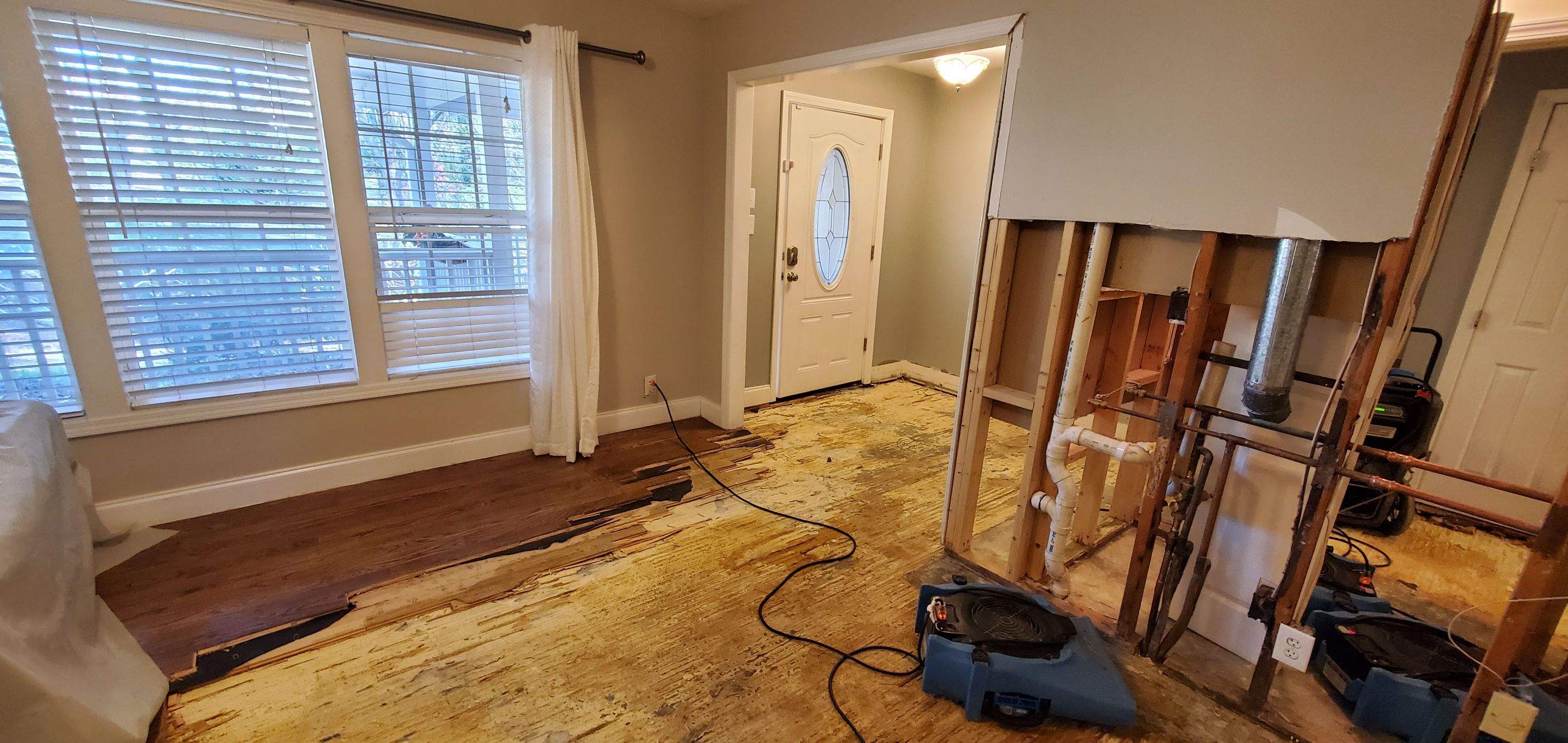 Water Damage by Baxter Professional LLC