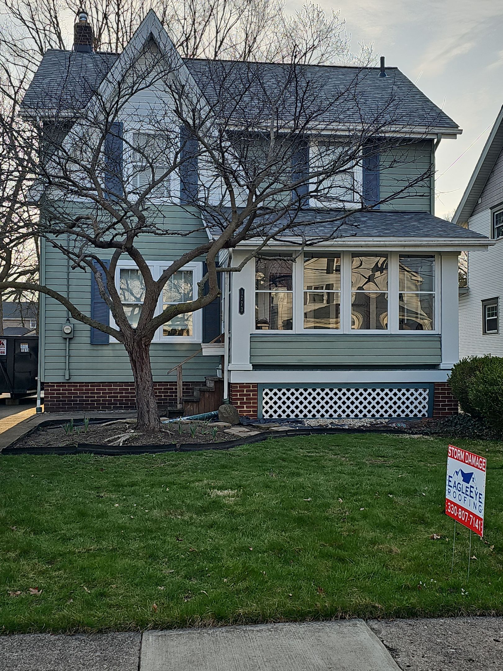 ATLAS PINNACLE COLOR: COASTAL GRANITE DRIP EDGE: WHITE by Eagle Eye Roofing