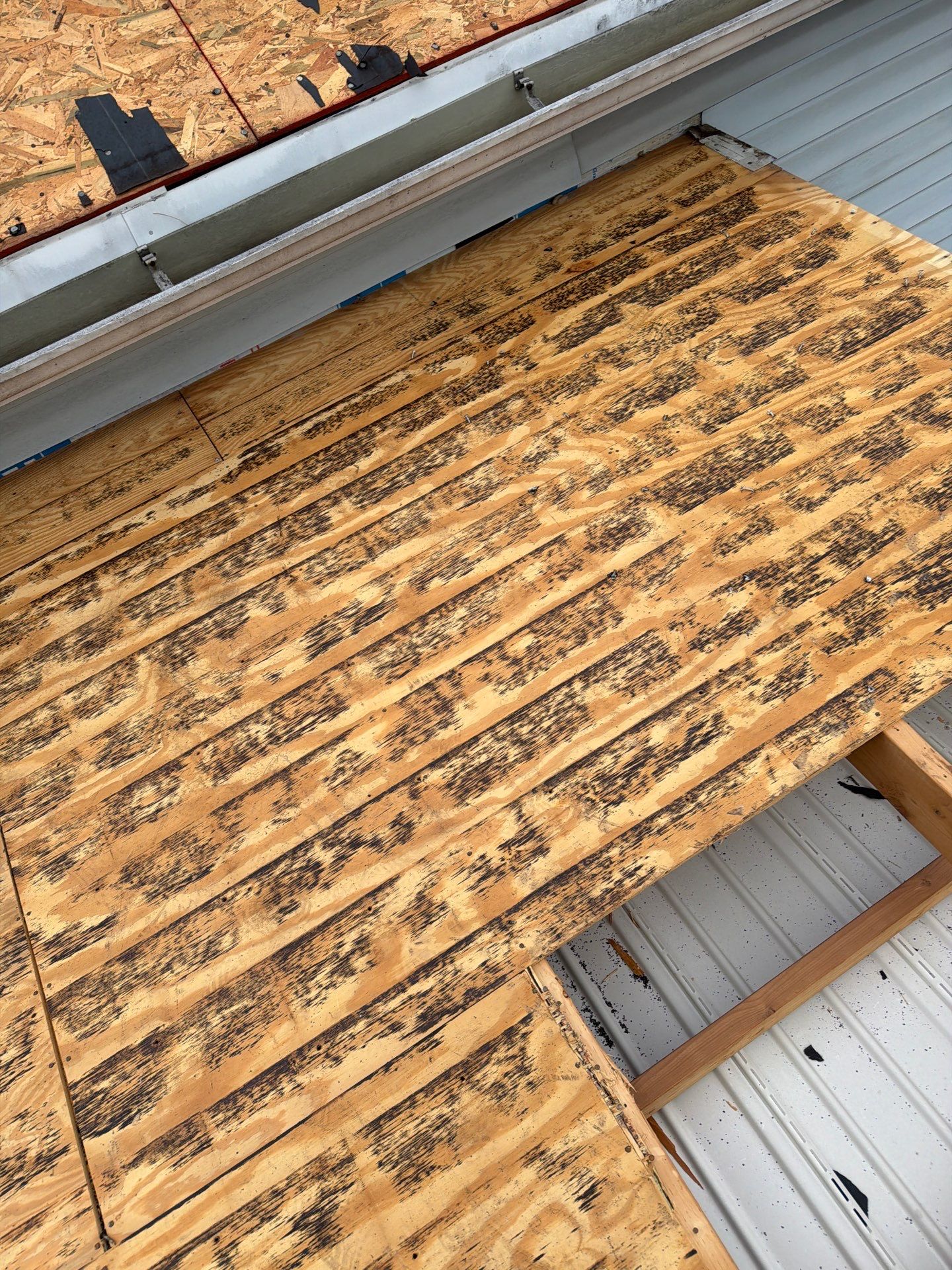 Residential Roofing Installation using GAF Timberline HDZ Biscayne Blue by Rainstoppers Roofing