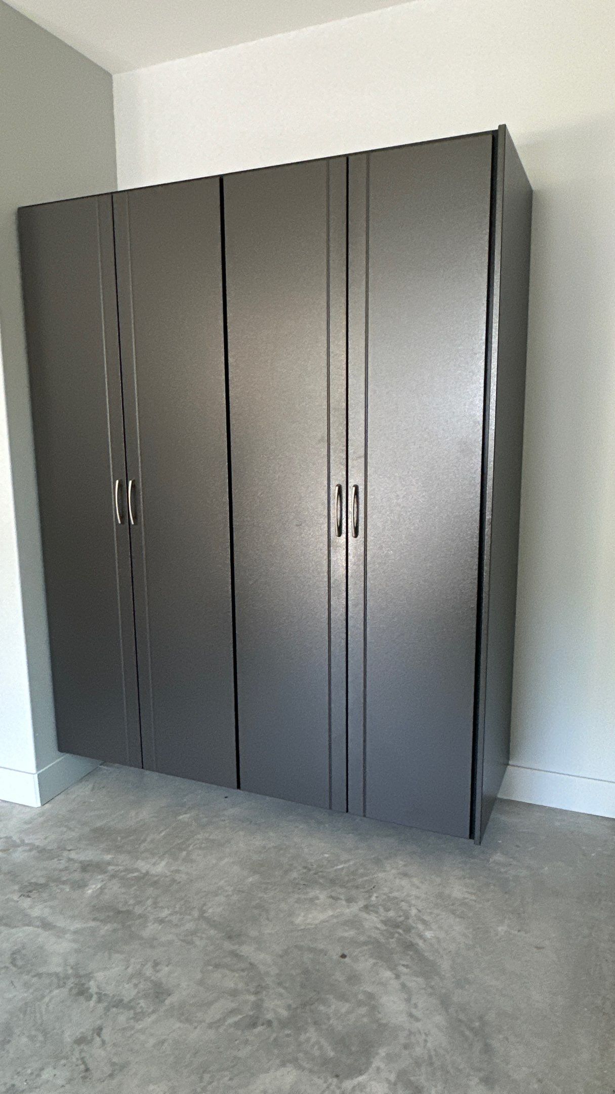 Ladd M. went with pewter powder on his garage cabinets by Banner Garage