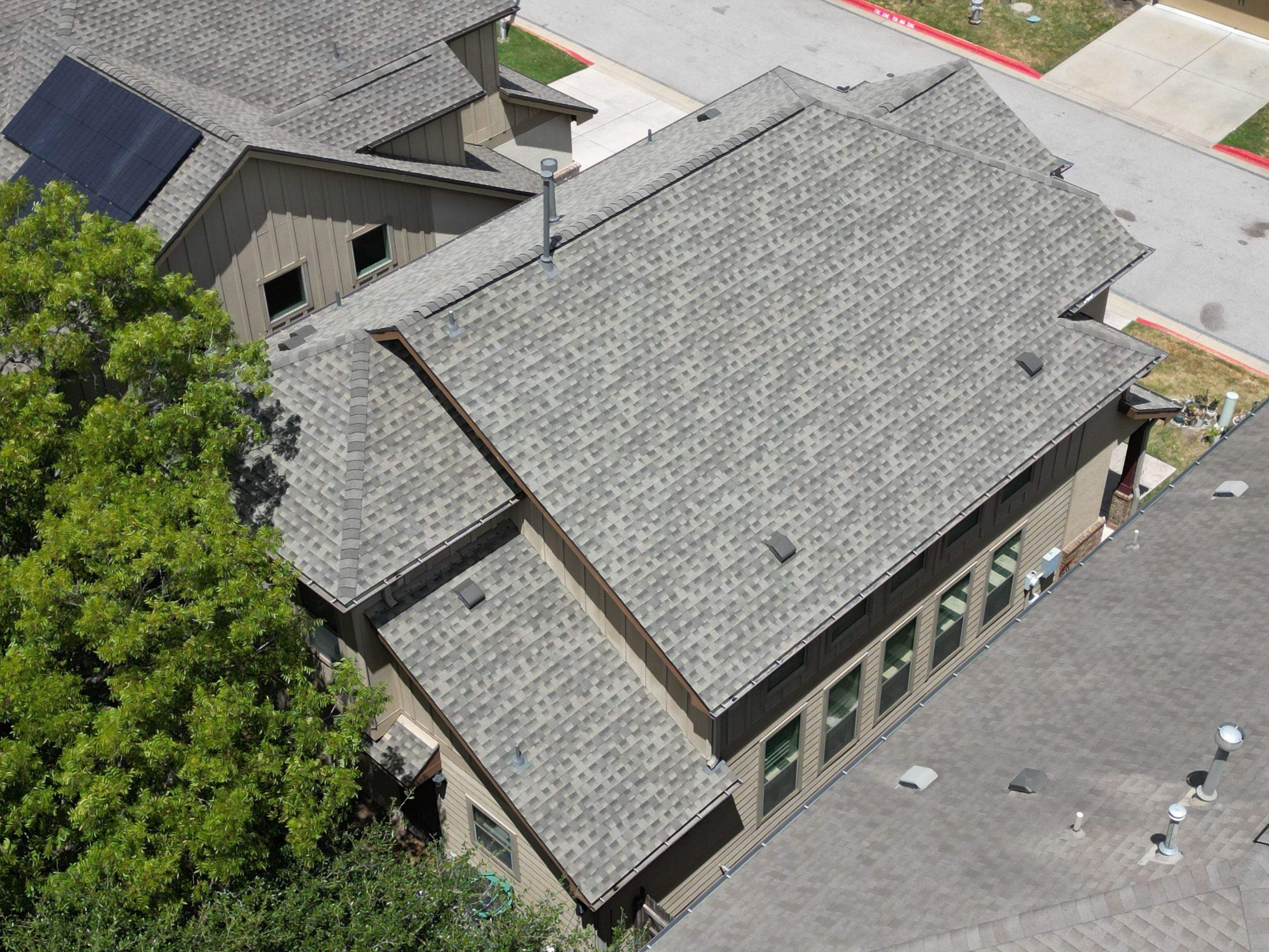 Weathered Wood - GAF Timberline HDZ by RoofsOnly.com