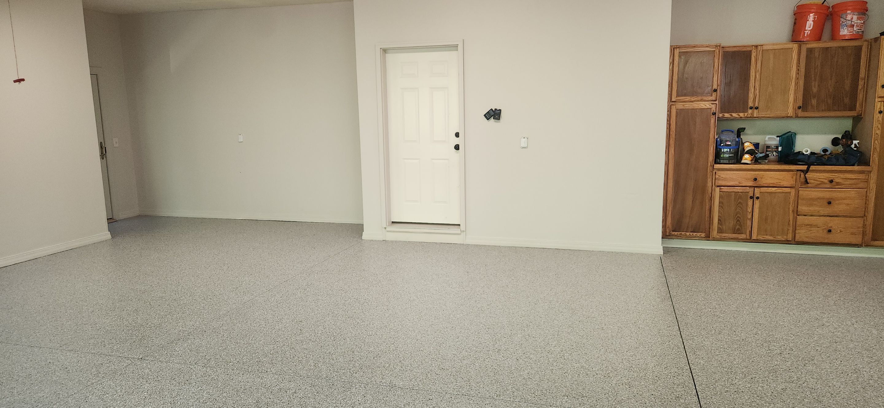 Garage using Creekbed by Elite Floor Solutions
