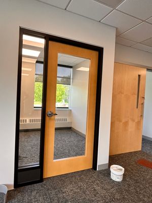 Aluminum Door Frame with Sidelite and Tempered Glass