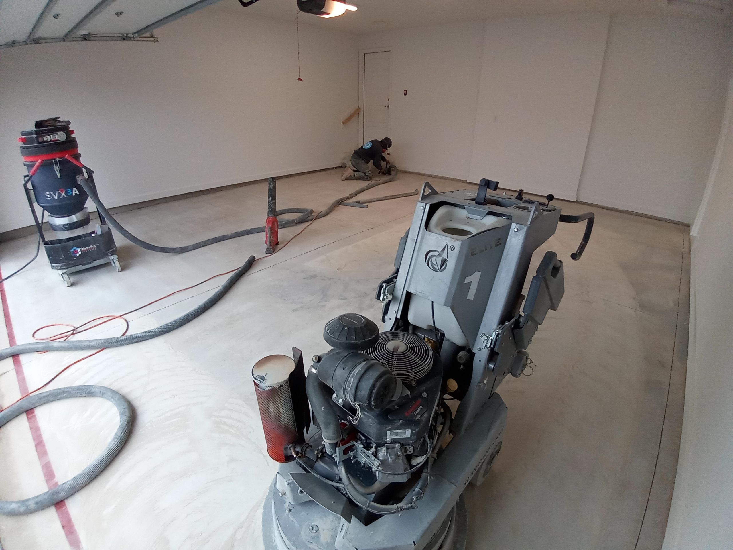 Garage using Smoke by Select Painting, Coatings & Garage Cabinets