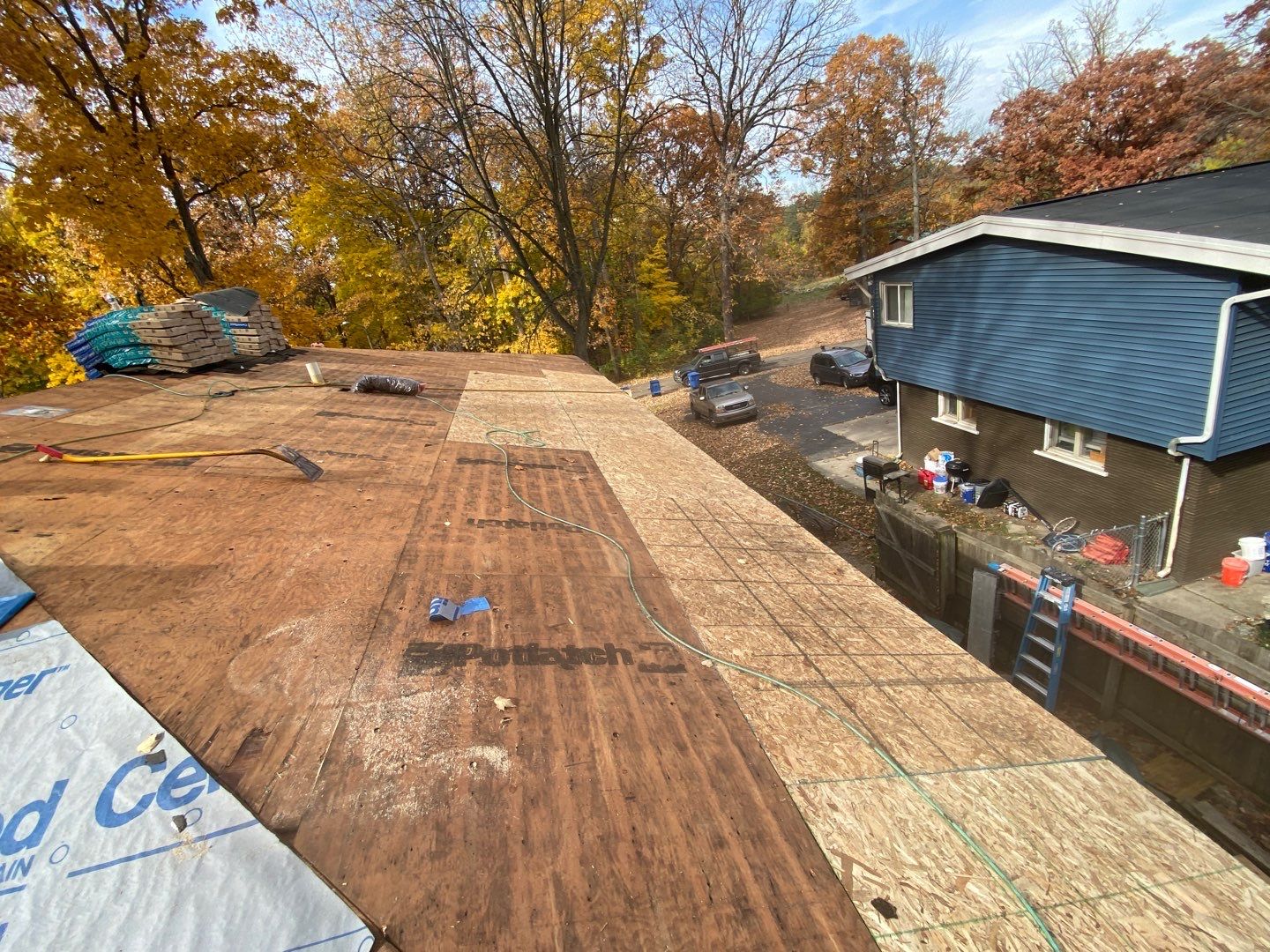 Roof Replacement using CertainTeed Landmark by 180 Contractors