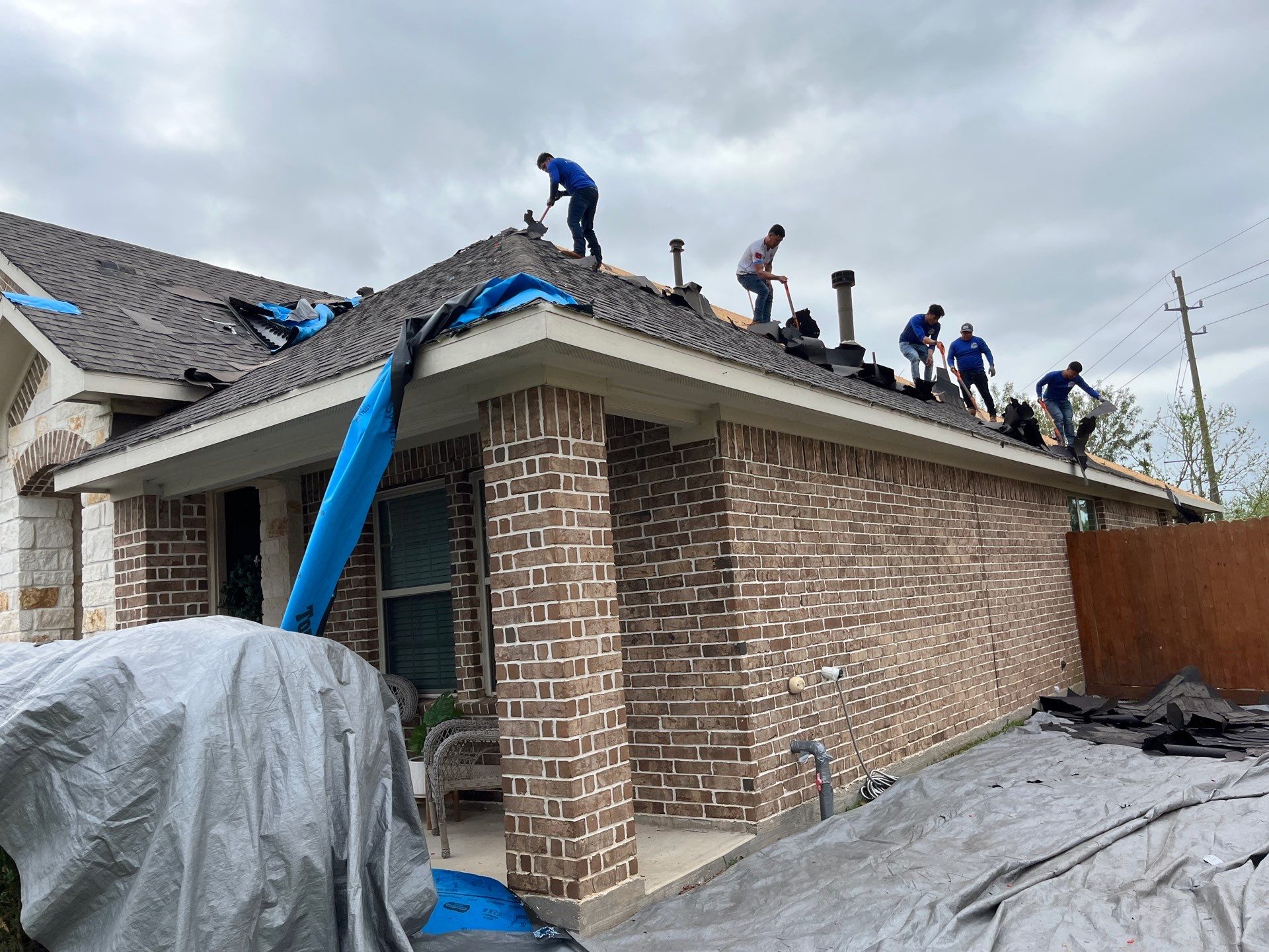 Hail Damage using Owen's Corning Duration (Lifetime) Shingles by Roof Repair Company