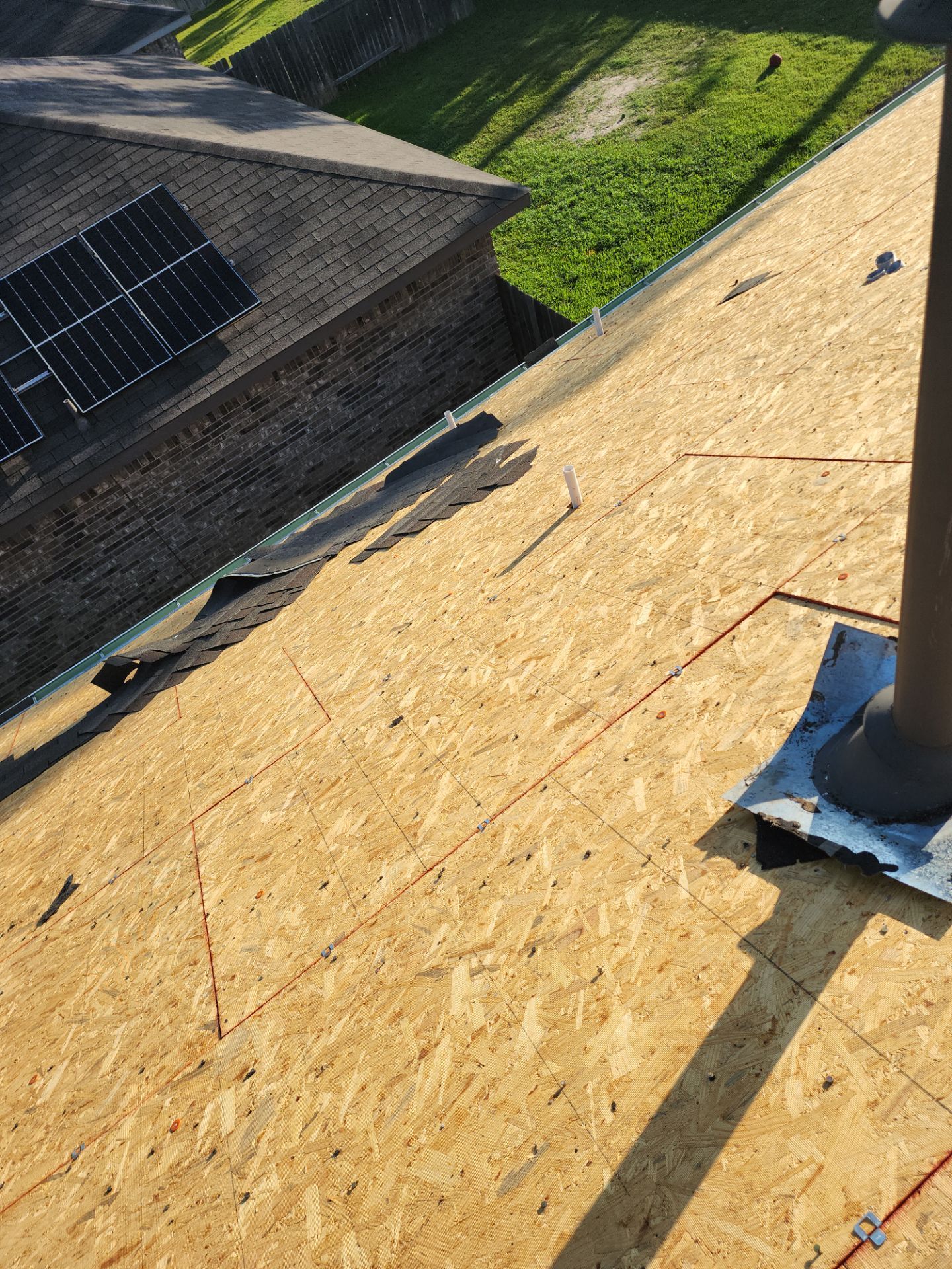 Residential Roofing Installation using Owen's Corning Duration (Lifetime) Shingles by Roof Repair Company