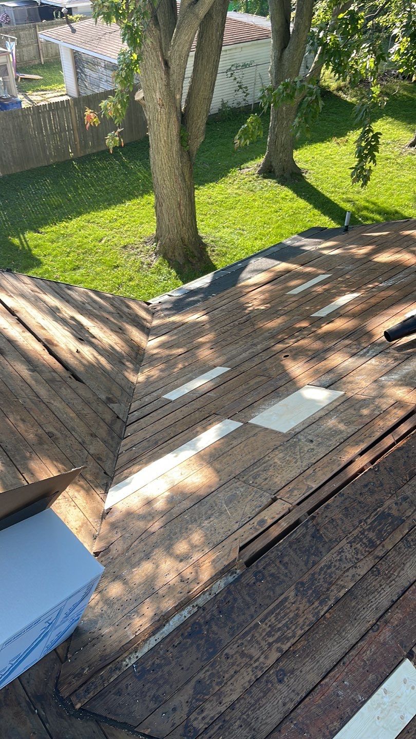 Residential Roofing Installation using Affordable, Reliable, Durable Asphalt Roofs by Smart Roof