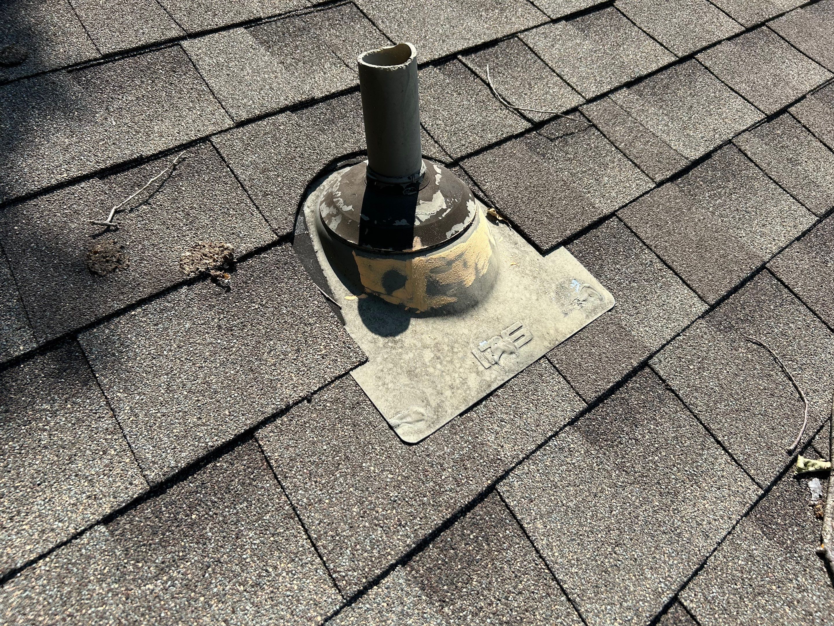 Roof Replacement by EL-GC LLC 