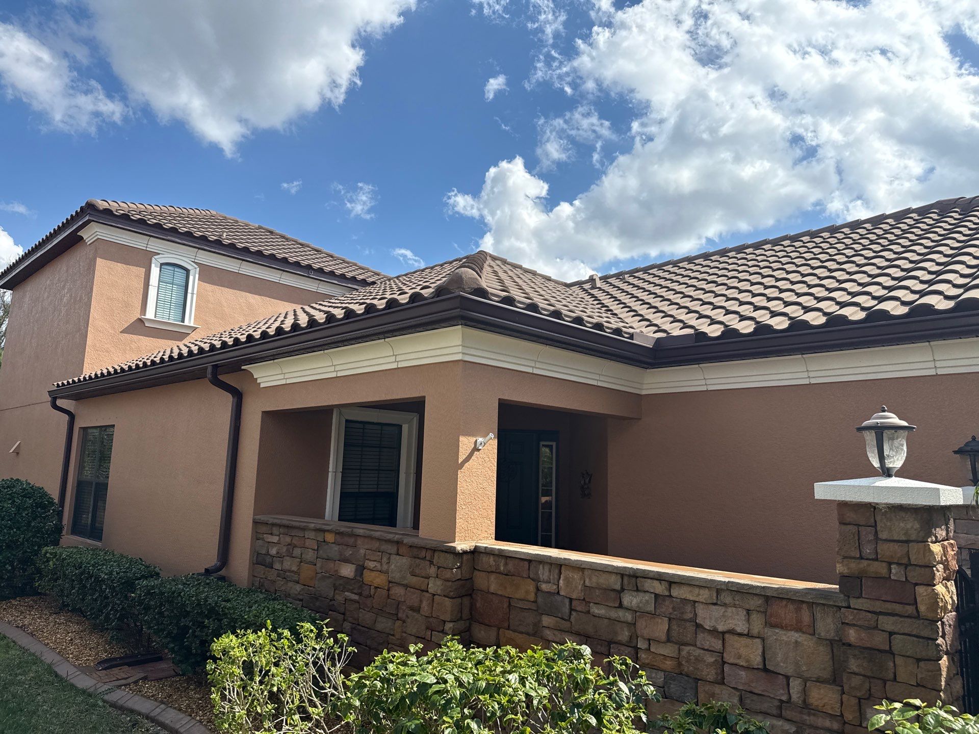 Tile Roof & Pool Deck Cleaning in Artisan Lakes Esplanade, Palmetto, FL – Sunshine AquaWash by Sunshine AquaWash