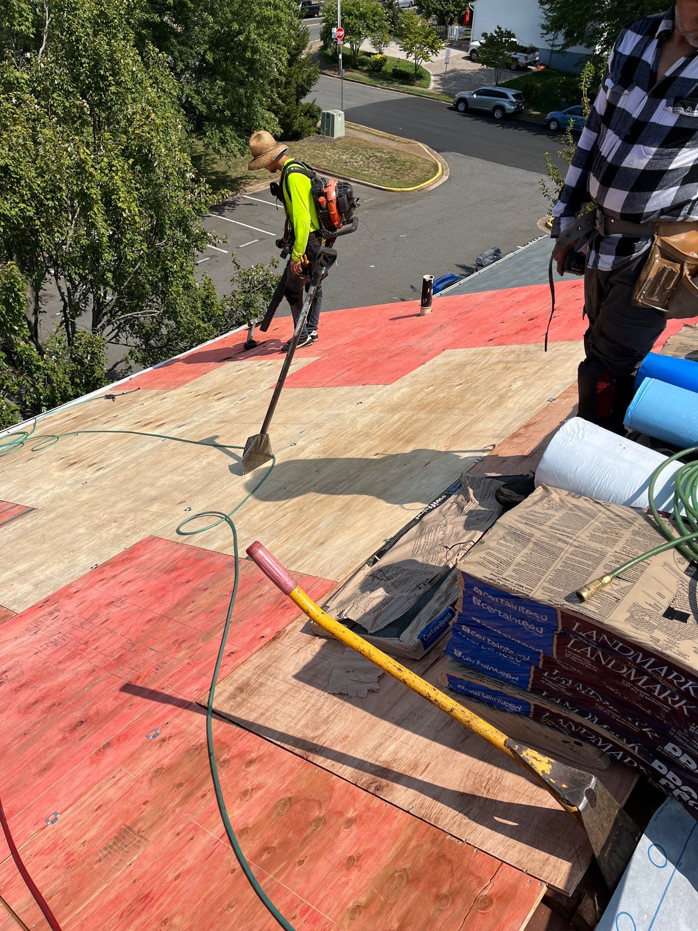 Manassas: Roof Replacement with CertainTeed Landmark Pro Designer Shingles in Max Def Cobblestone Gray by RM Banning, Inc.
