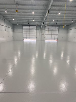 Commercial Floor Coating with Solid Color Coating