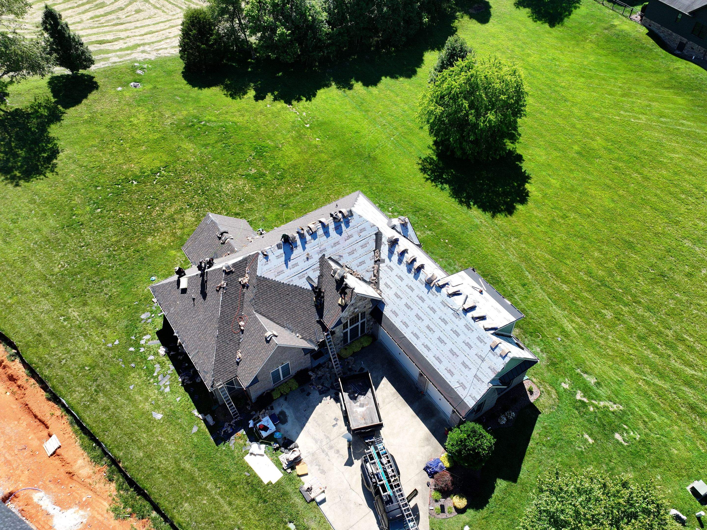 Dye Residence by Omnia Roofing