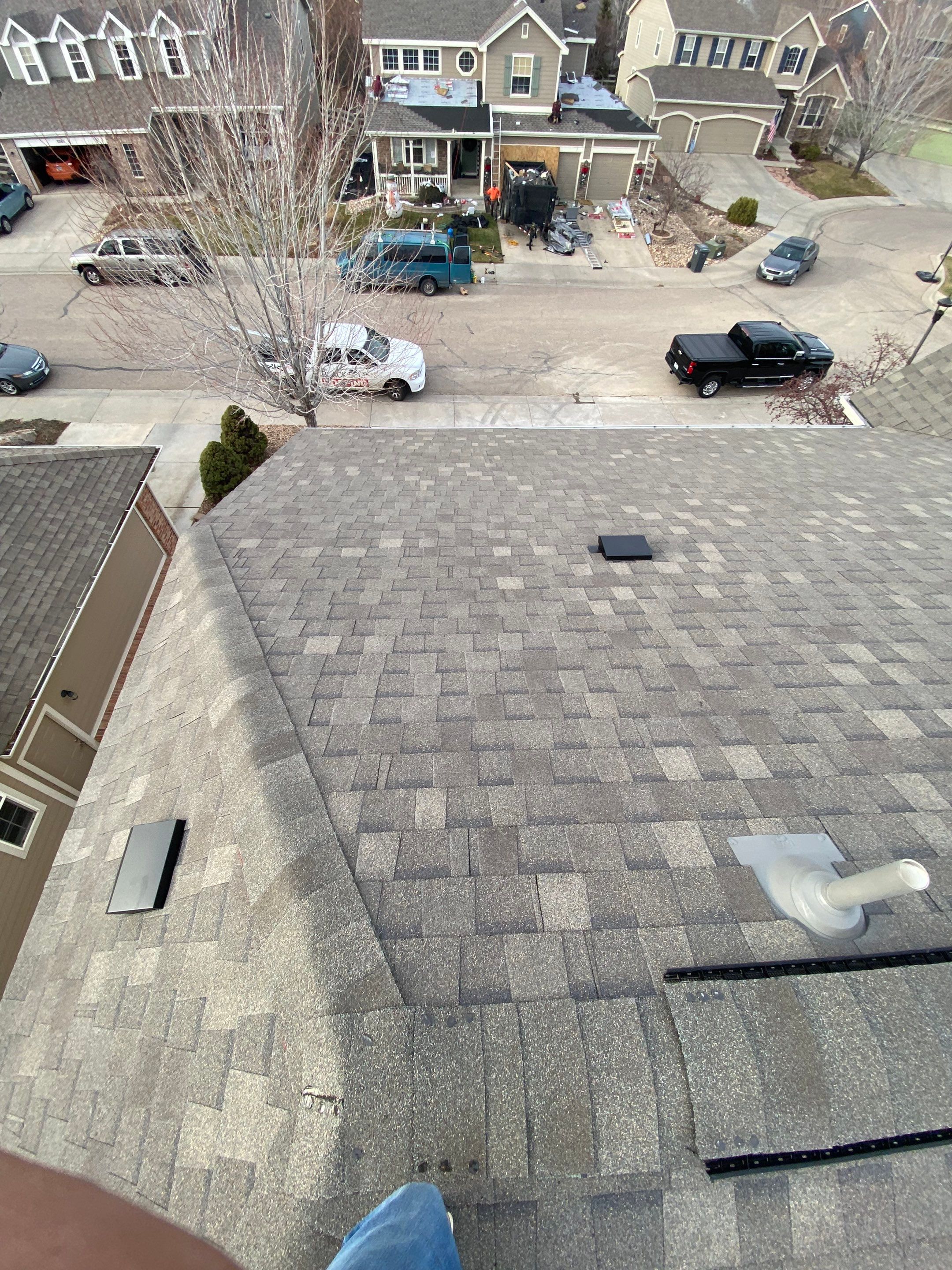 Resdiental Hail Damage Roof Replacement using Atlas Pinnacle Class 4 Impact Resistant "Weathered Wood" color by Black Belt Roofing