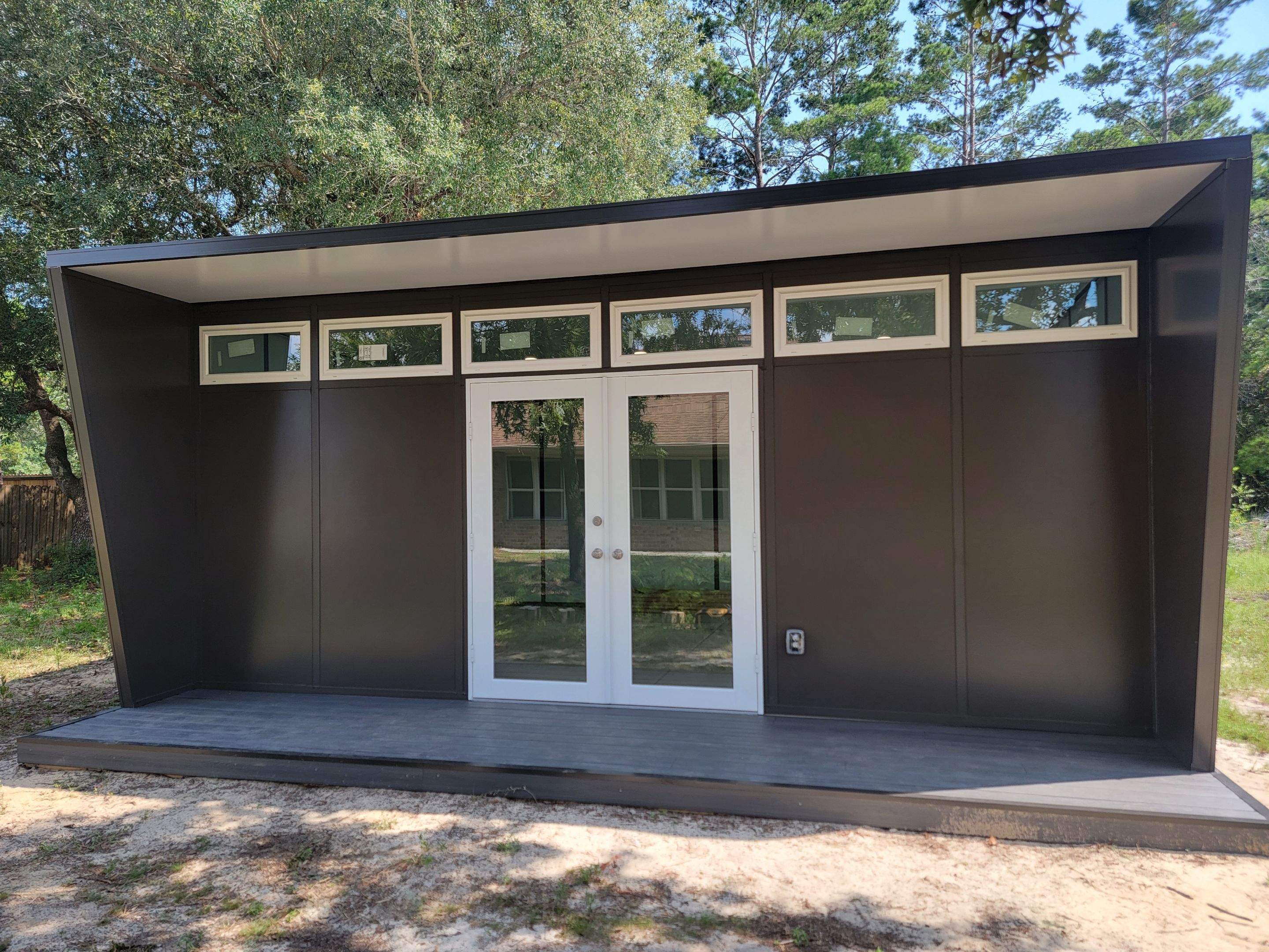 Modern Style Blockhouse in Navarre by Titan Sunrooms