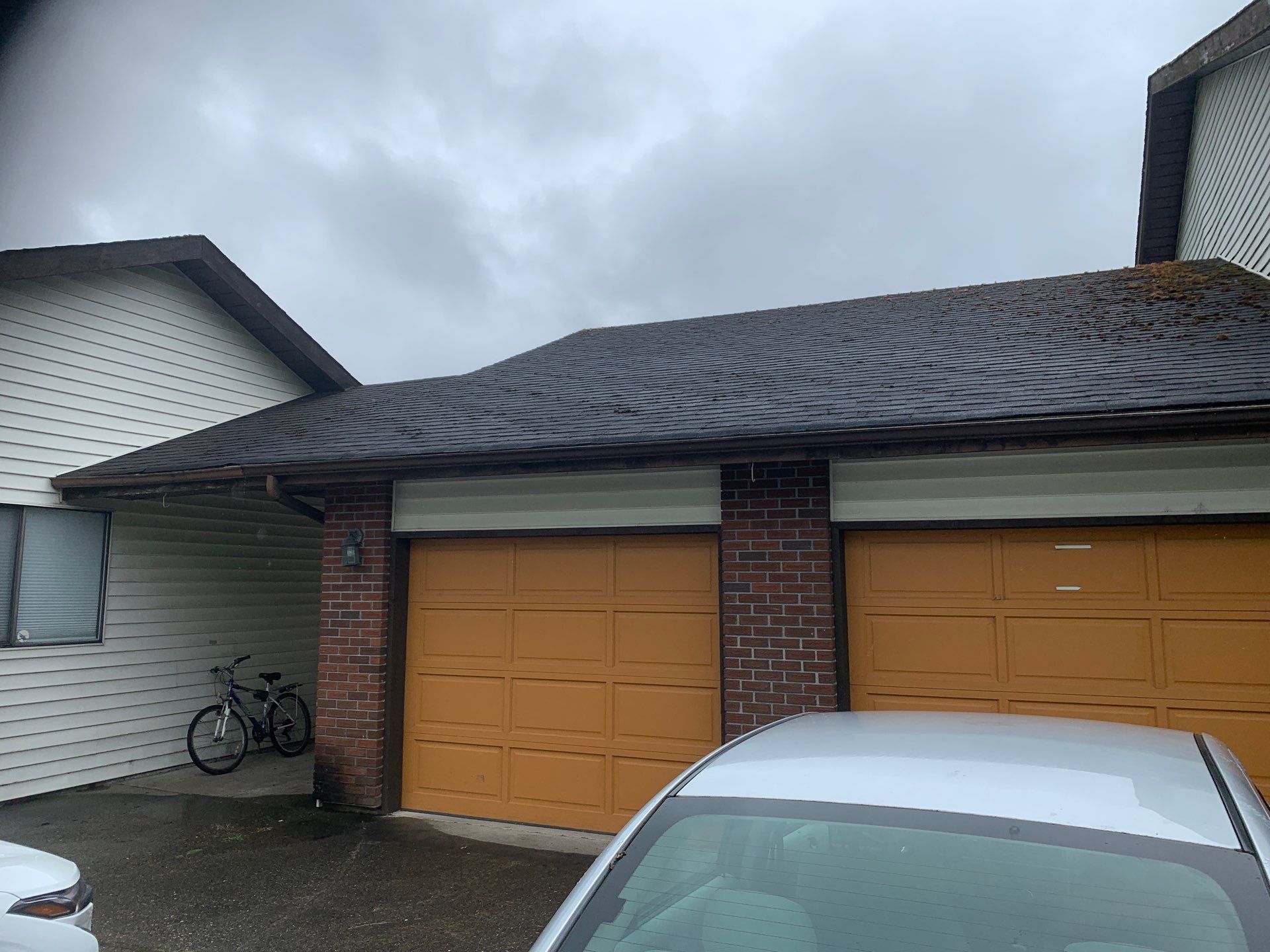 Residential Re-Roof using Timberline HDZ Charcoal by Top Notch Roofing Inc