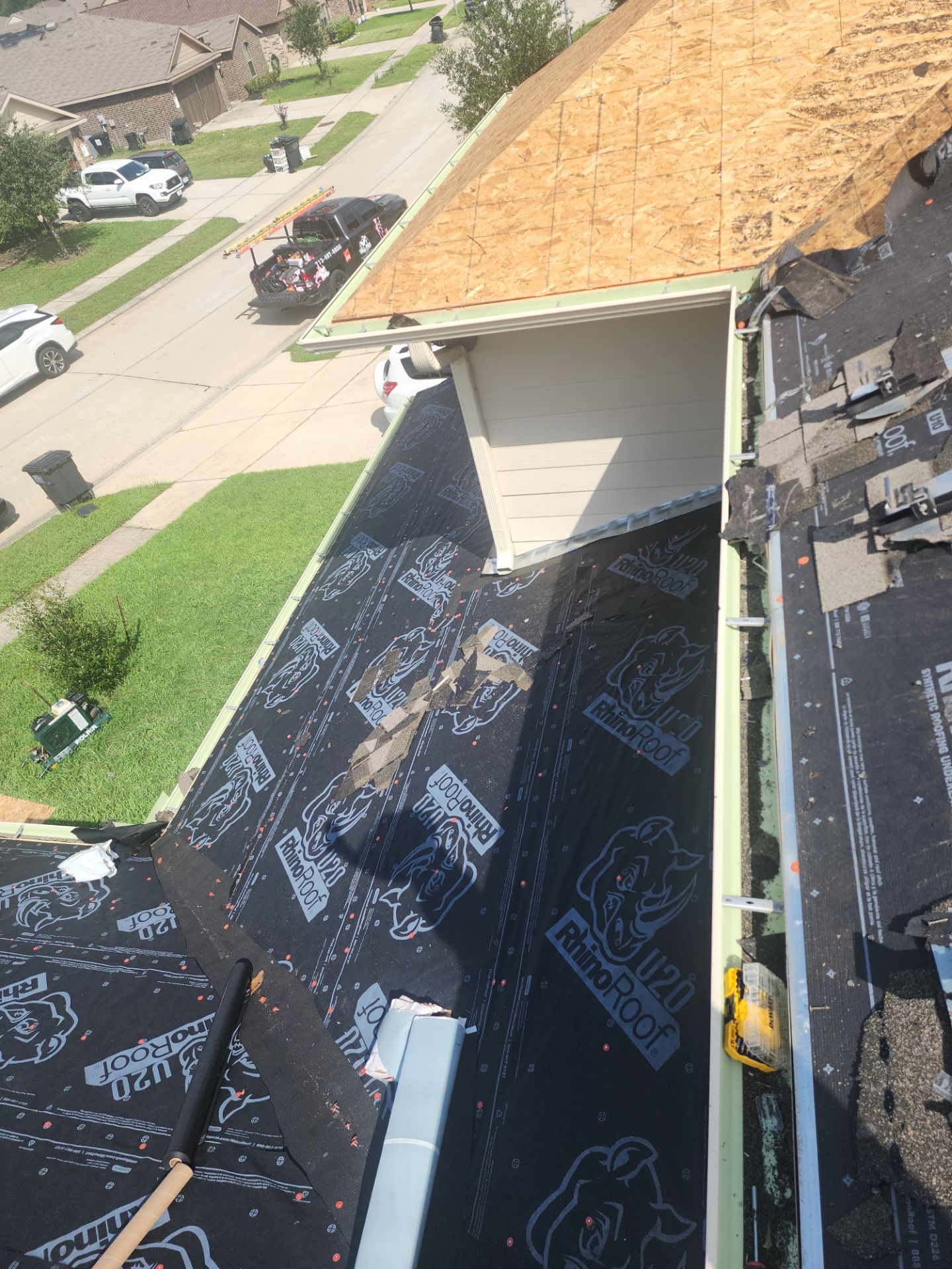 Residential Roofing Installation using Owen's Corning Duration (Lifetime) Shingles by Roof Repair Company