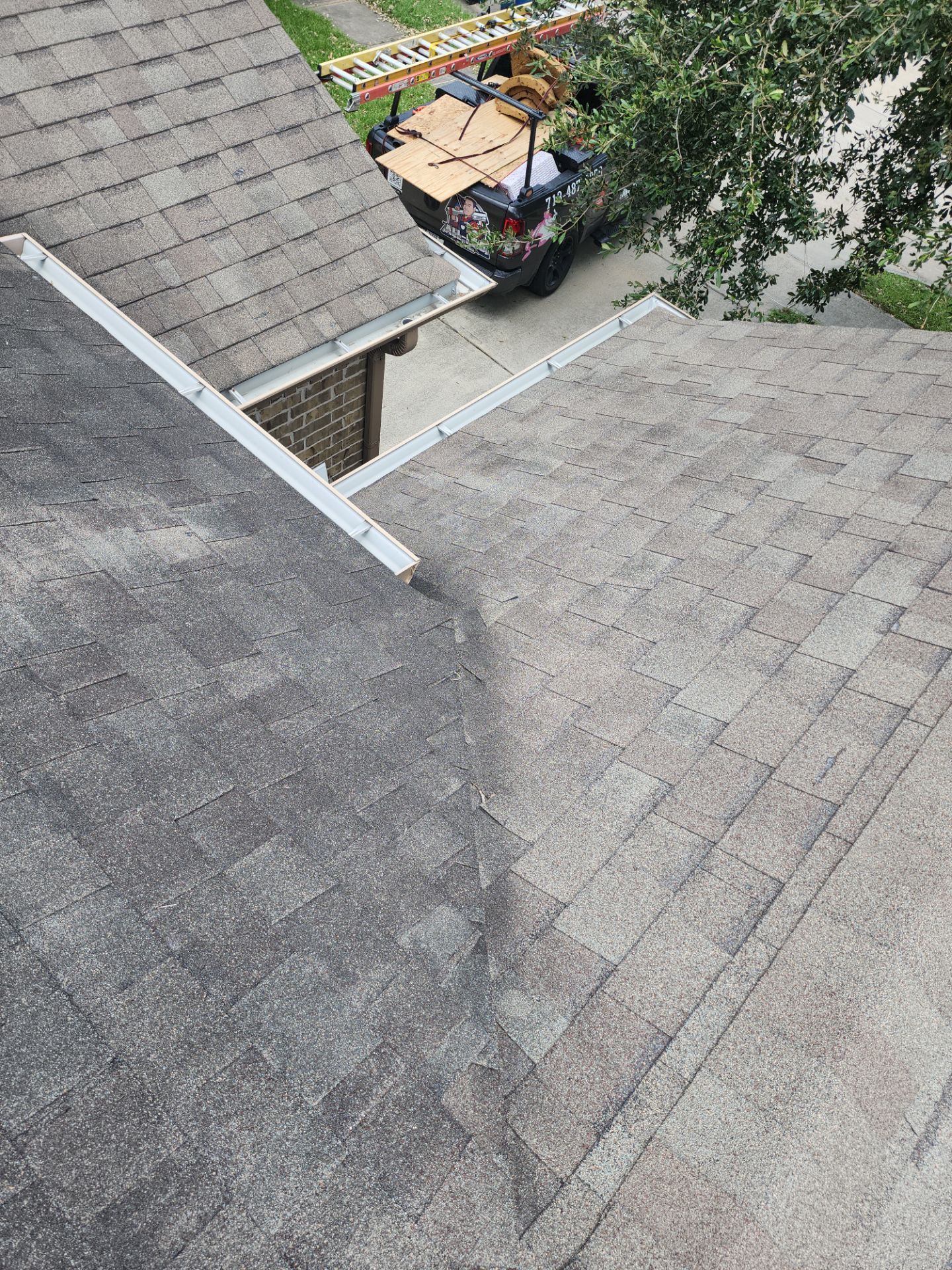 Hail Damage using Owen's Corning Duration (Lifetime) Shingles by Roof Repair Company