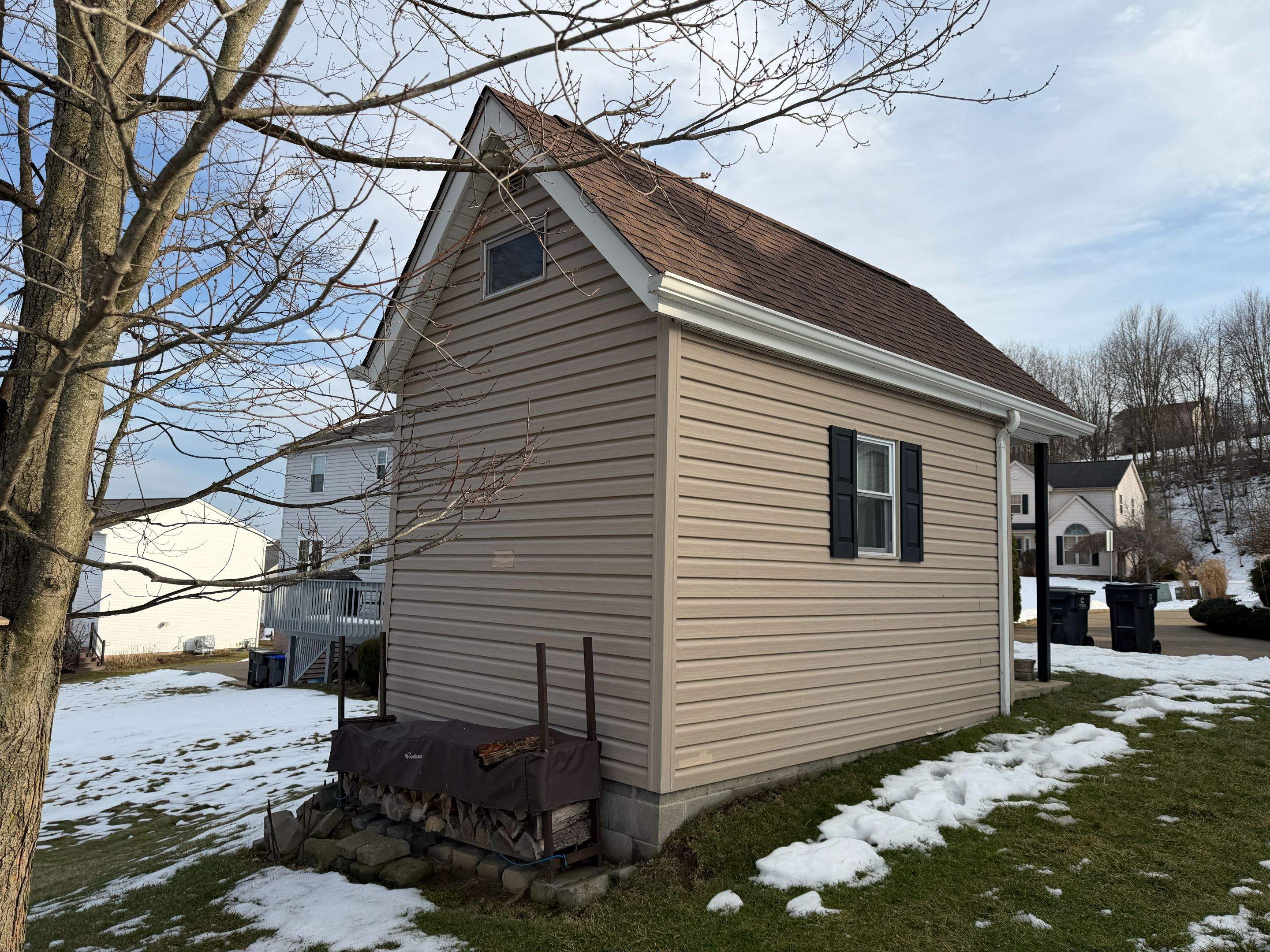 Provia Cedar Peaks Vinyl Siding in Cranberry TWP by Ideal Siding Pittsburgh