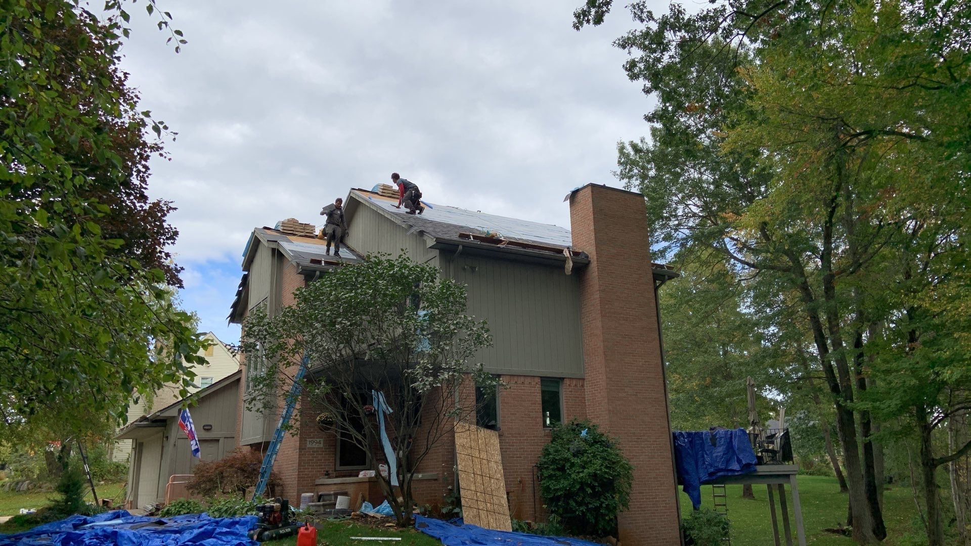 Roof Replacement using CertainTeed Landmark by 180 Contractors