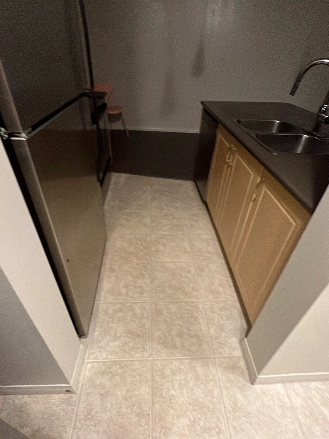 Moveout Clean - Very dirty by Tidyups Cleaning Service Inc