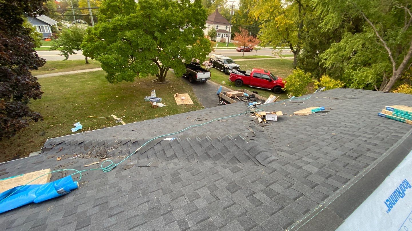Roof Replacement using CertainTeed Landmark by 180 Contractors
