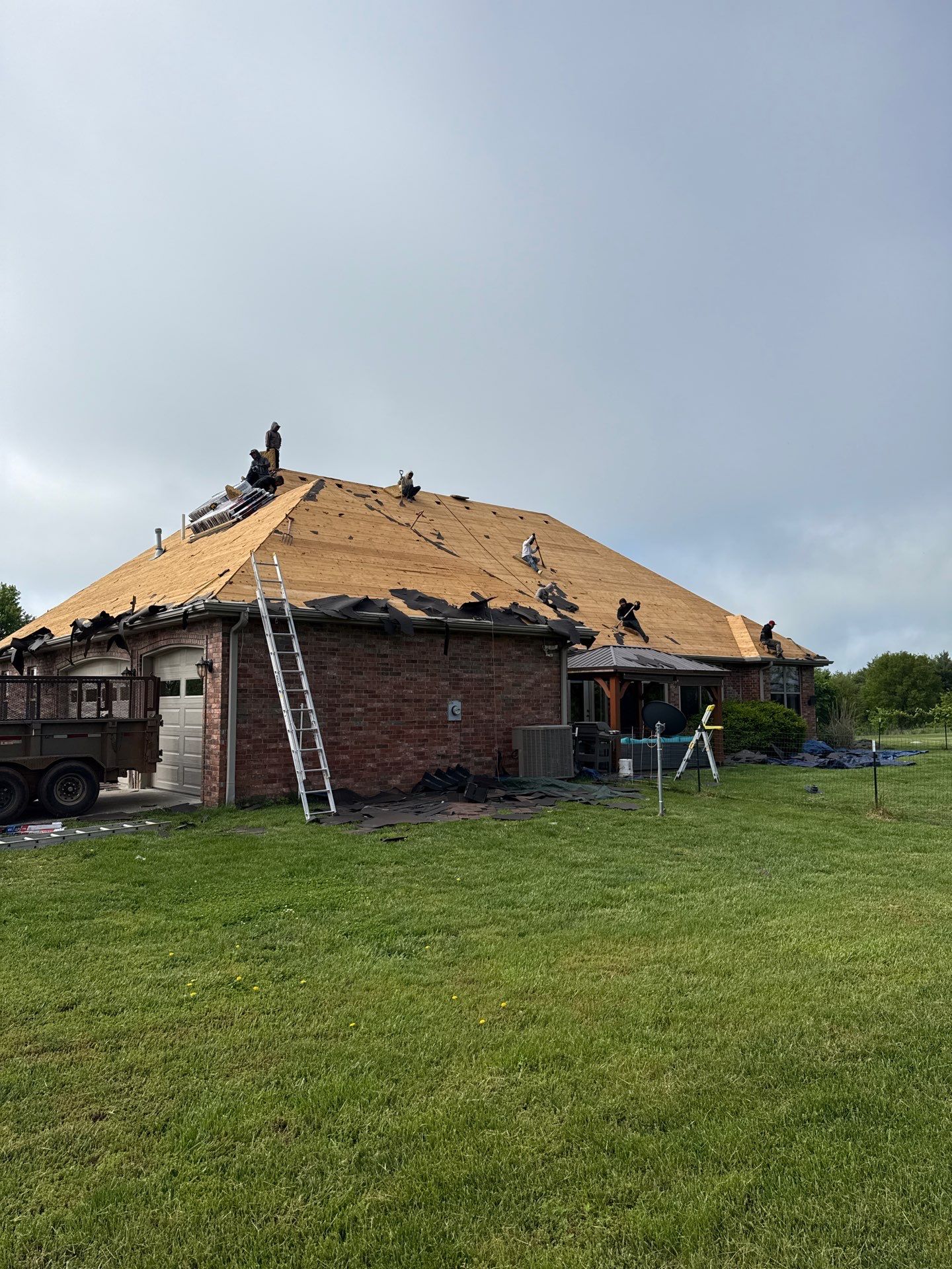 Roof Replacement & Seamless Gutters in Ozark by Table Rock Design + Build
