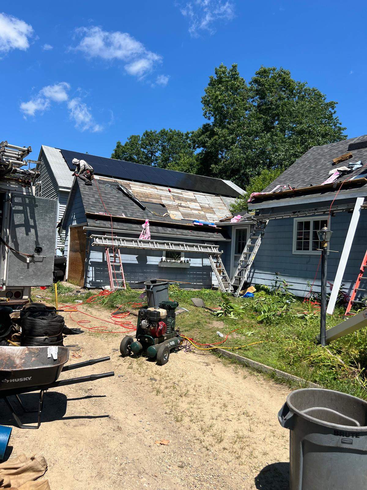 Three-Layer Tear-Off & Full Roof Replacement in Townsend, MA – Owens Corning Duration, Onyx Black by JOHNNYS PRO