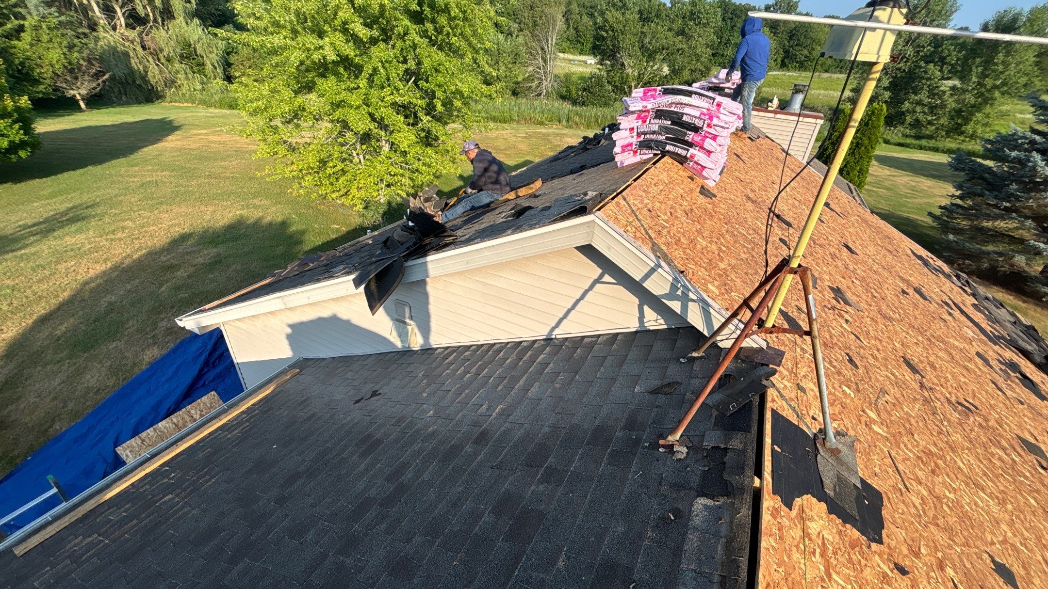 Roof Replacement using Owens Corning Tru Definitions by 180 Contractors