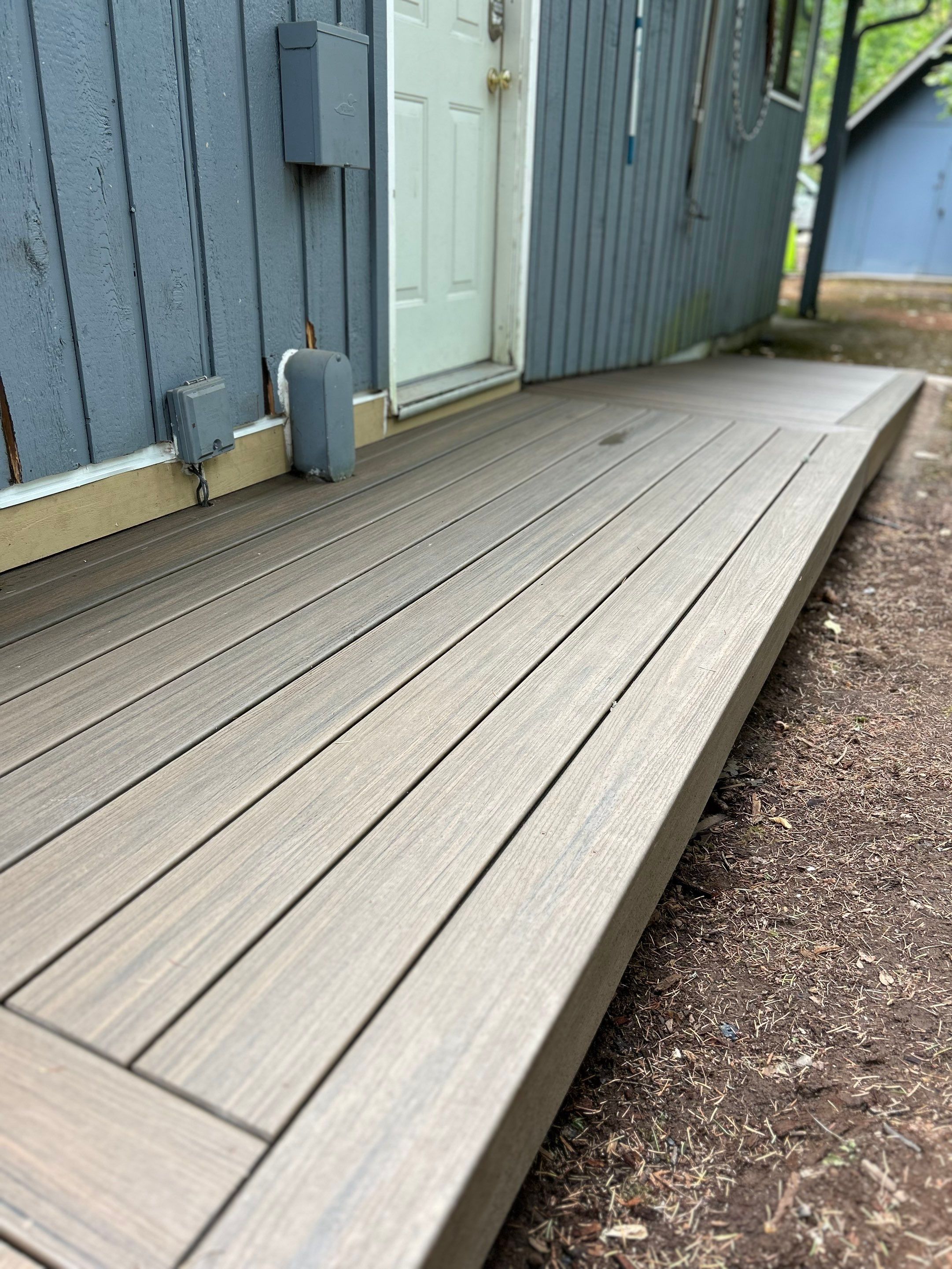 Deck | Deck in Battle Ground, WA 98604 by Valiant Roofing, LLC