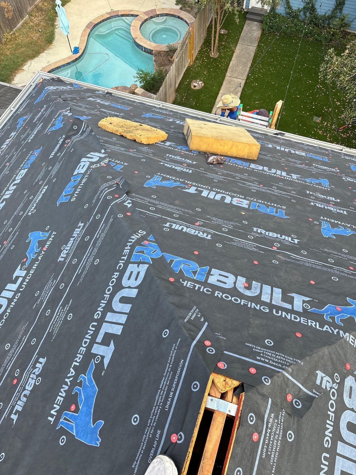 Residential Roofing Installation using Owen's Corning Duration (Lifetime) Shingles by Roof Repair Company