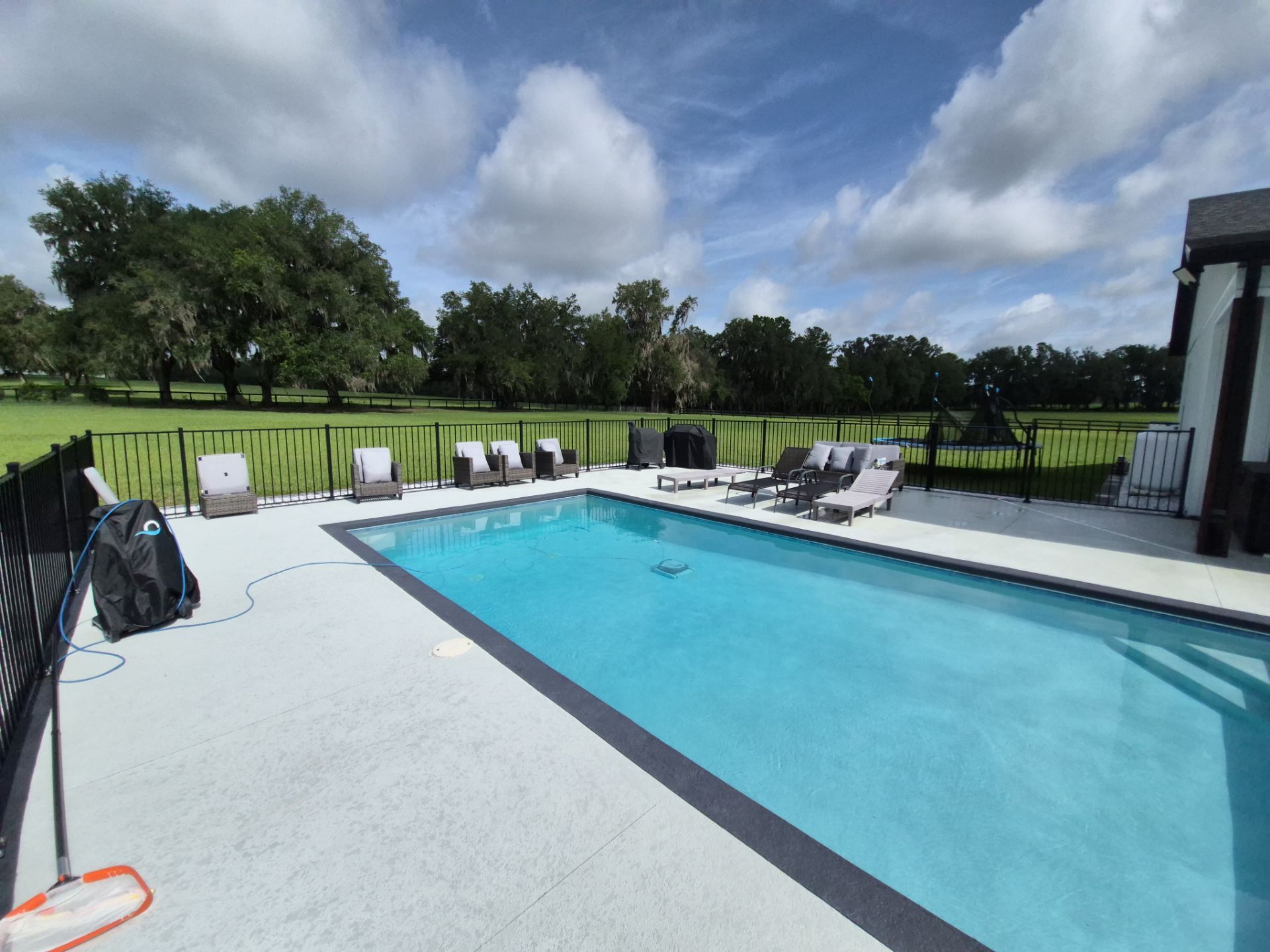 Modern Farmhouse Routine Cleaning in Reddick by Infinite Exteriors LLC