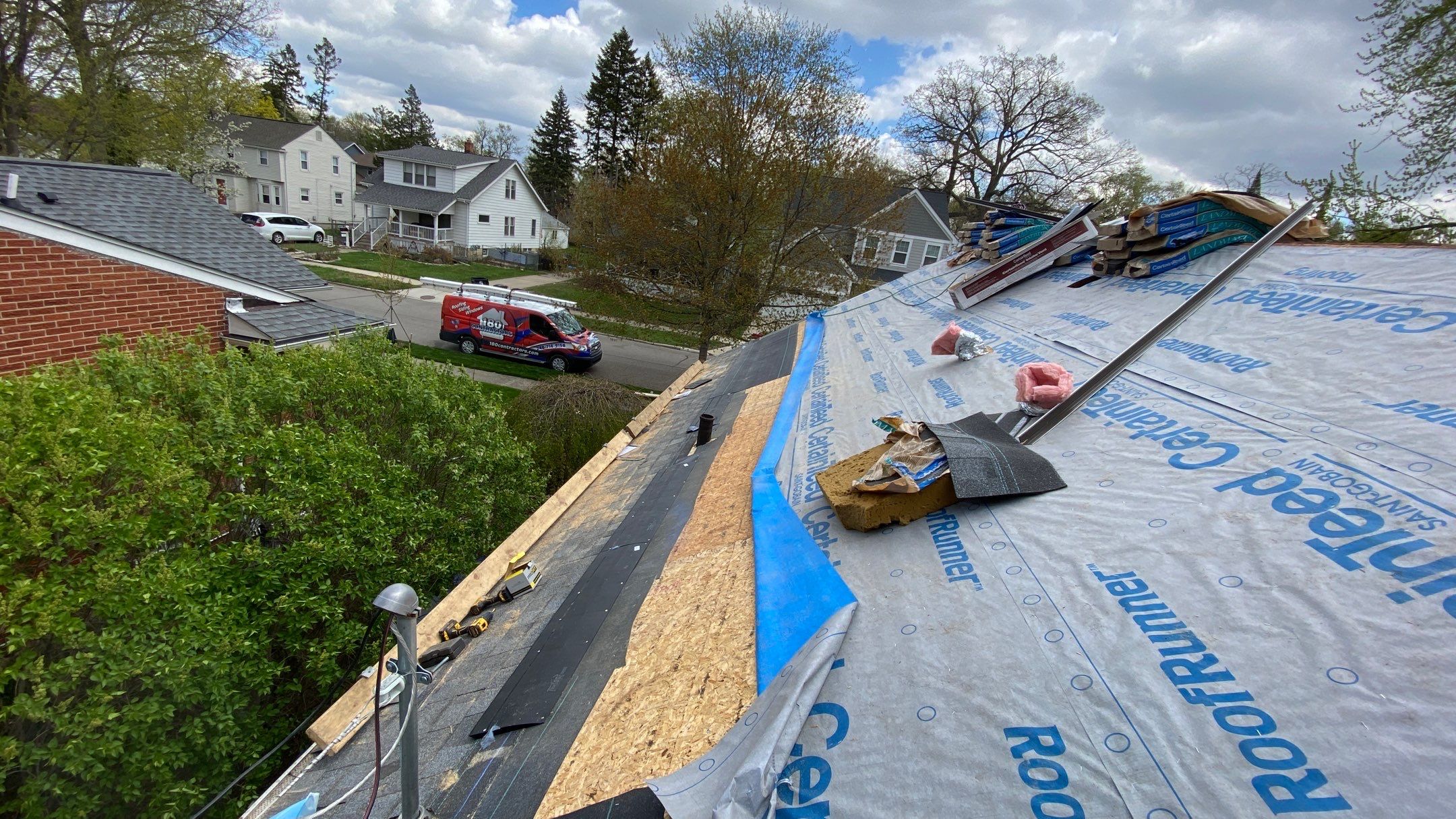 Roof Replacement using CertainTeed Landmark by 180 Contractors