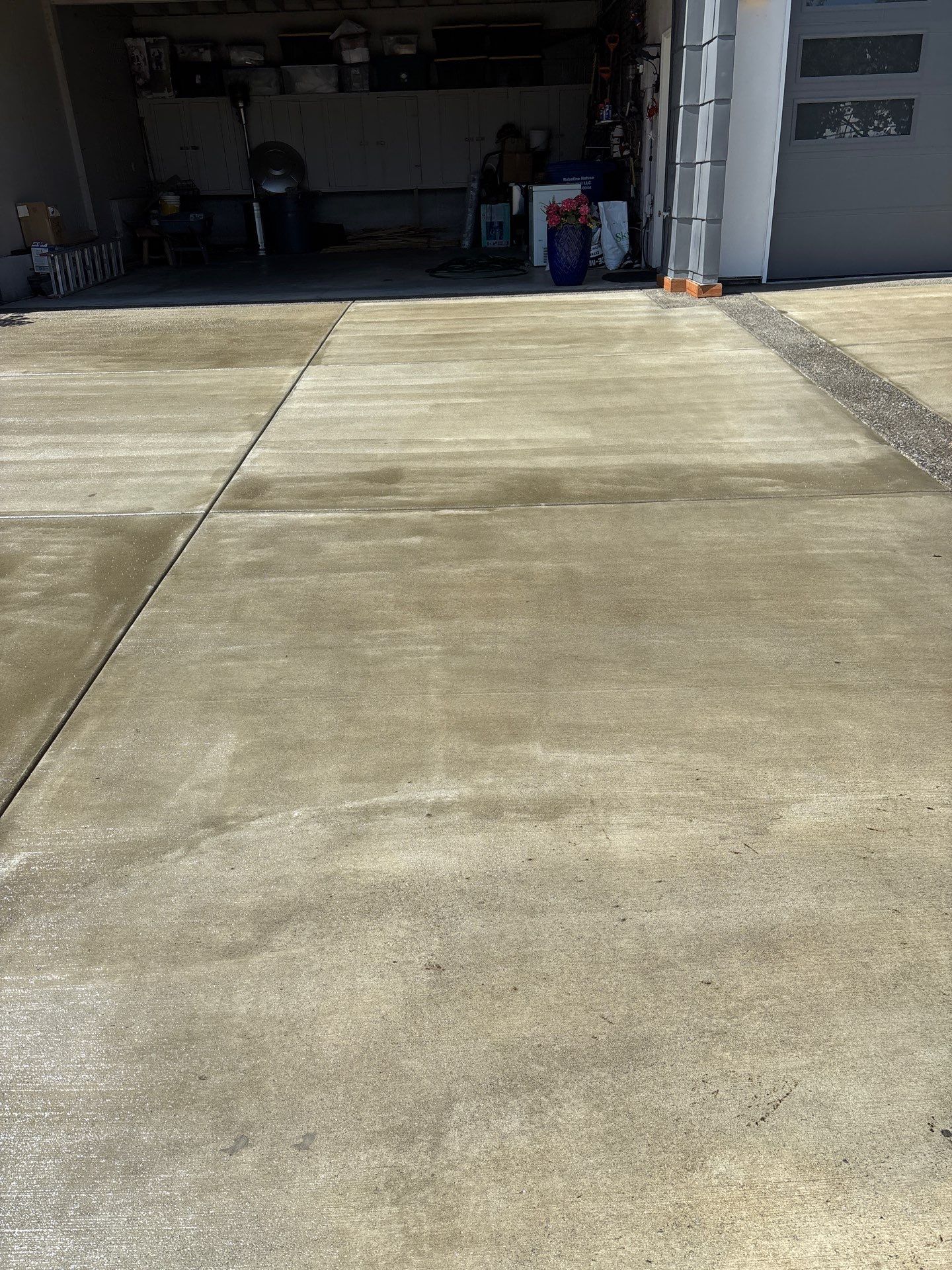Sealcoated Concrete & Asphalt Driveway | Everett  by Jireh Asphalt & Concrete Inc 