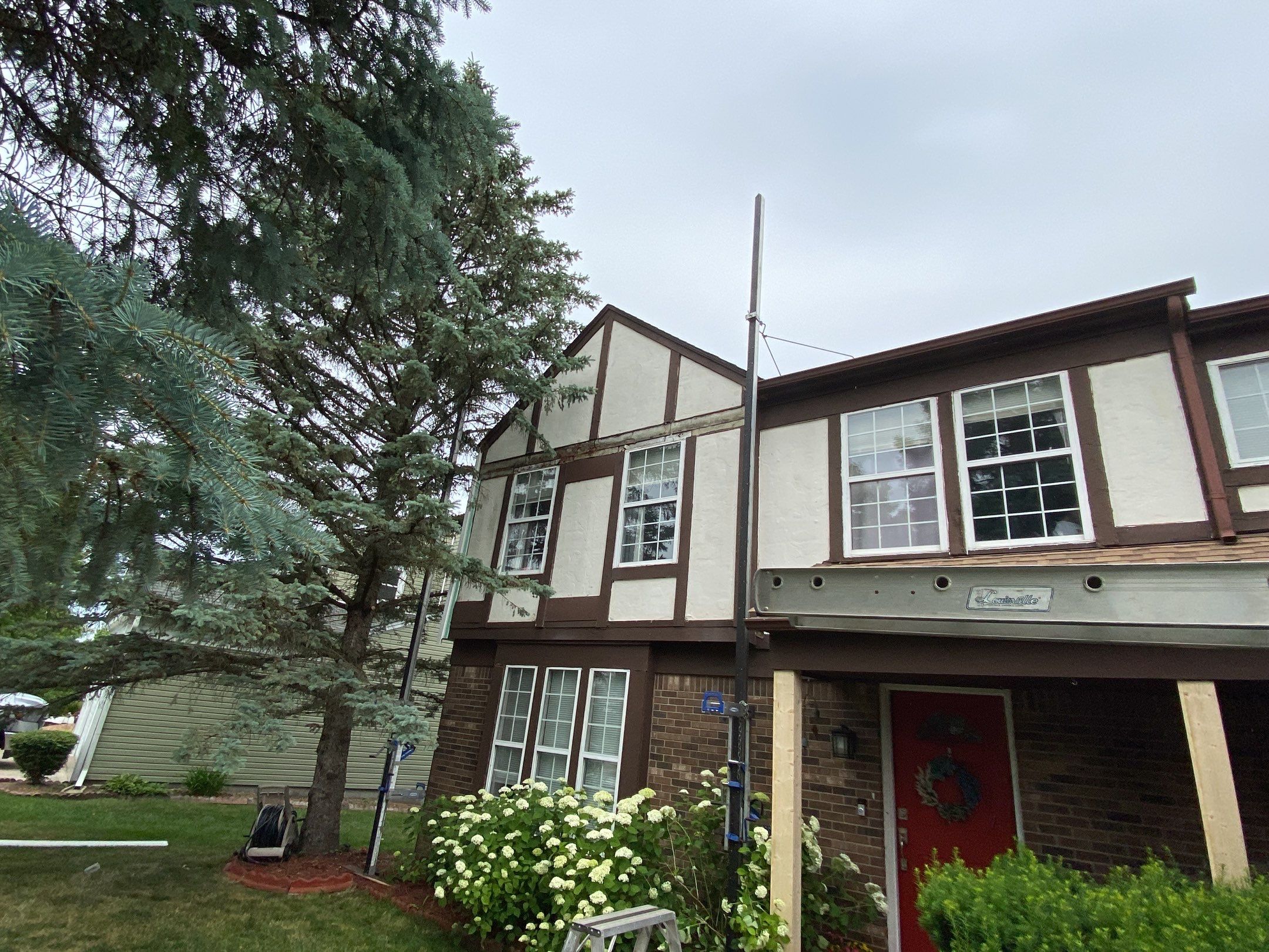 Siding Replacement using CertainTeed Restoration Classis D4 by 180 Contractors