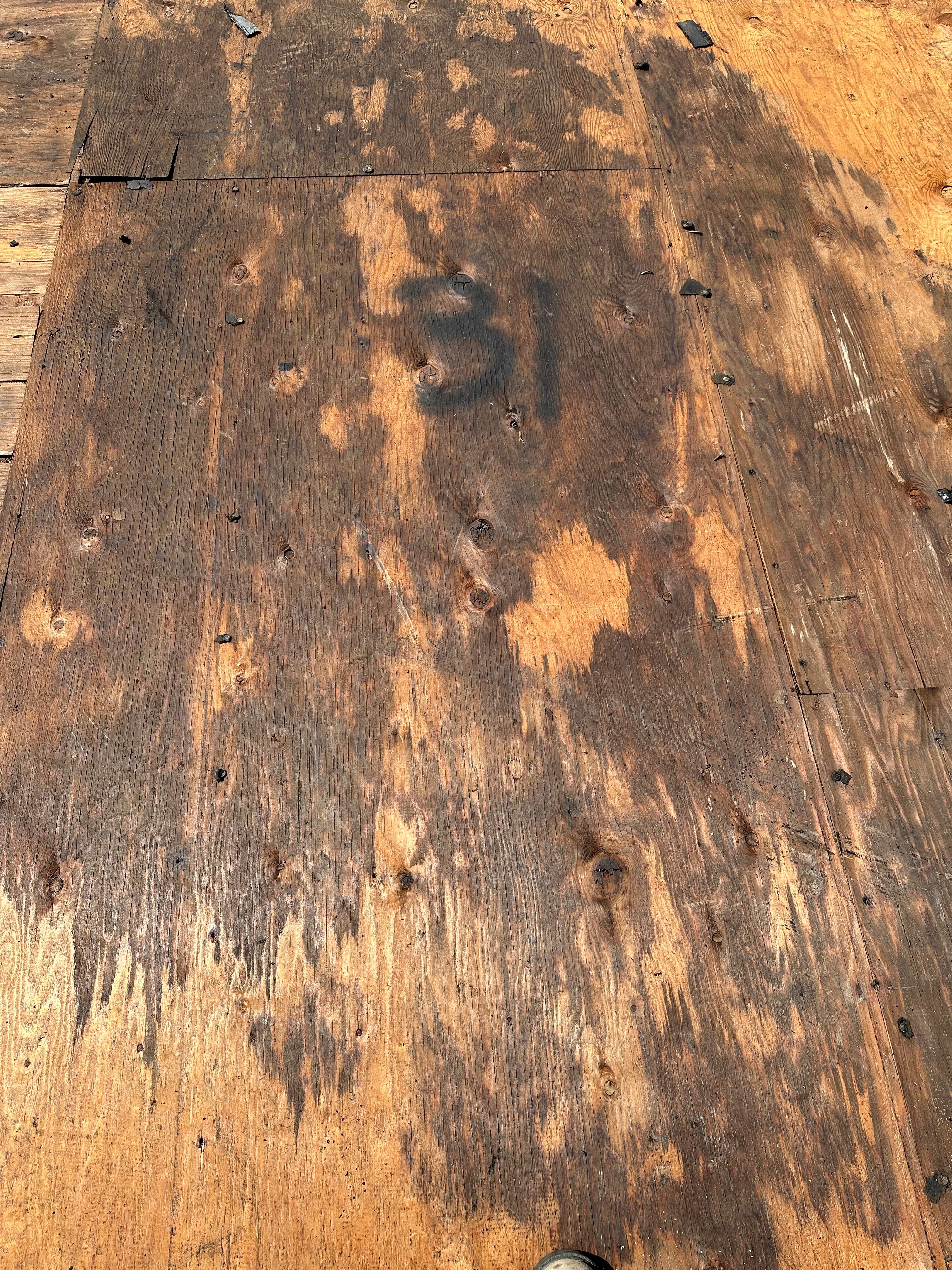 Flat Roofing  by Stofan Construction LLC