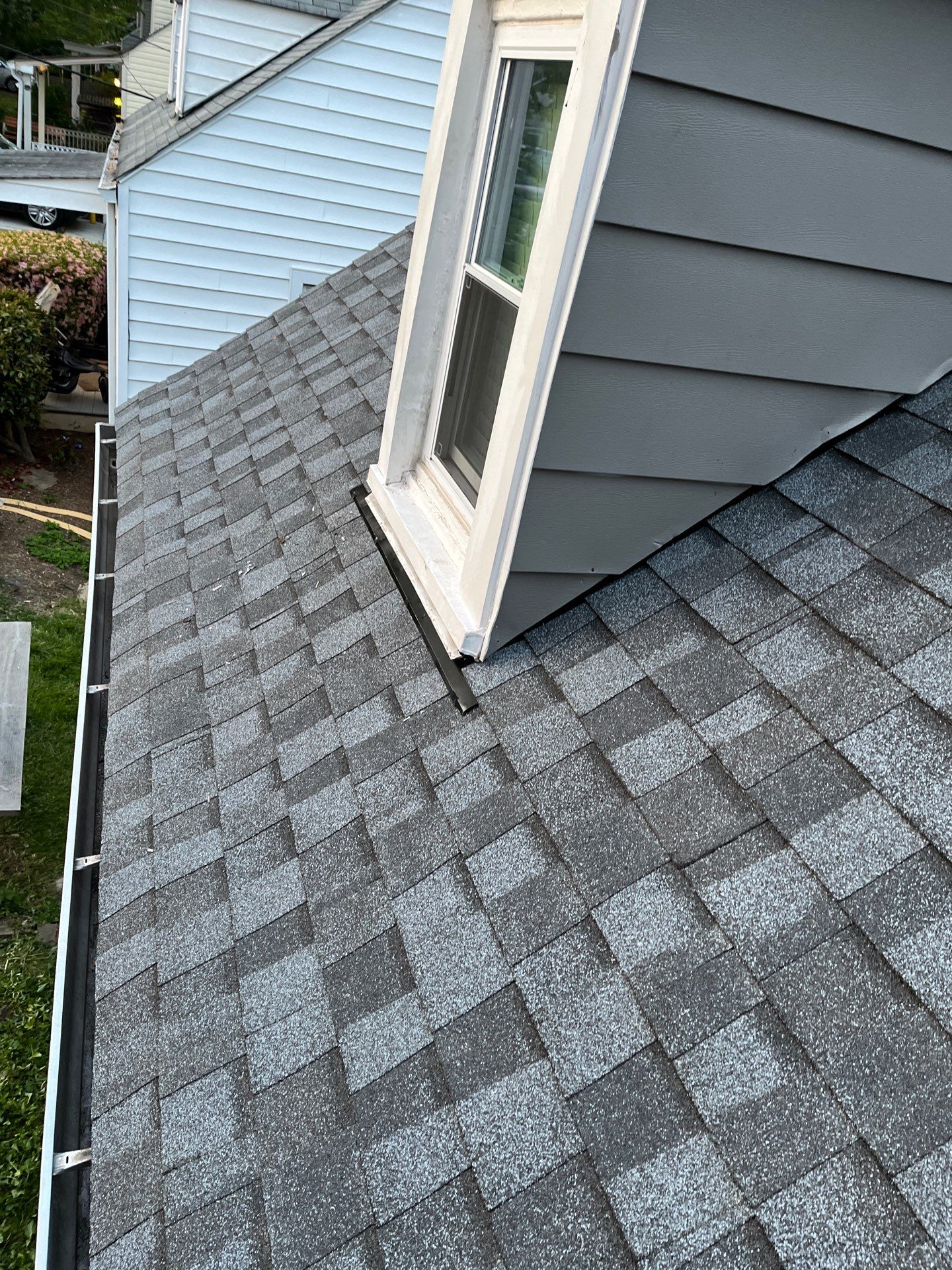 Falls Church: CertainTeed Landmark Pro Designer Shingles in Max Def Pewter by RM Banning, Inc.