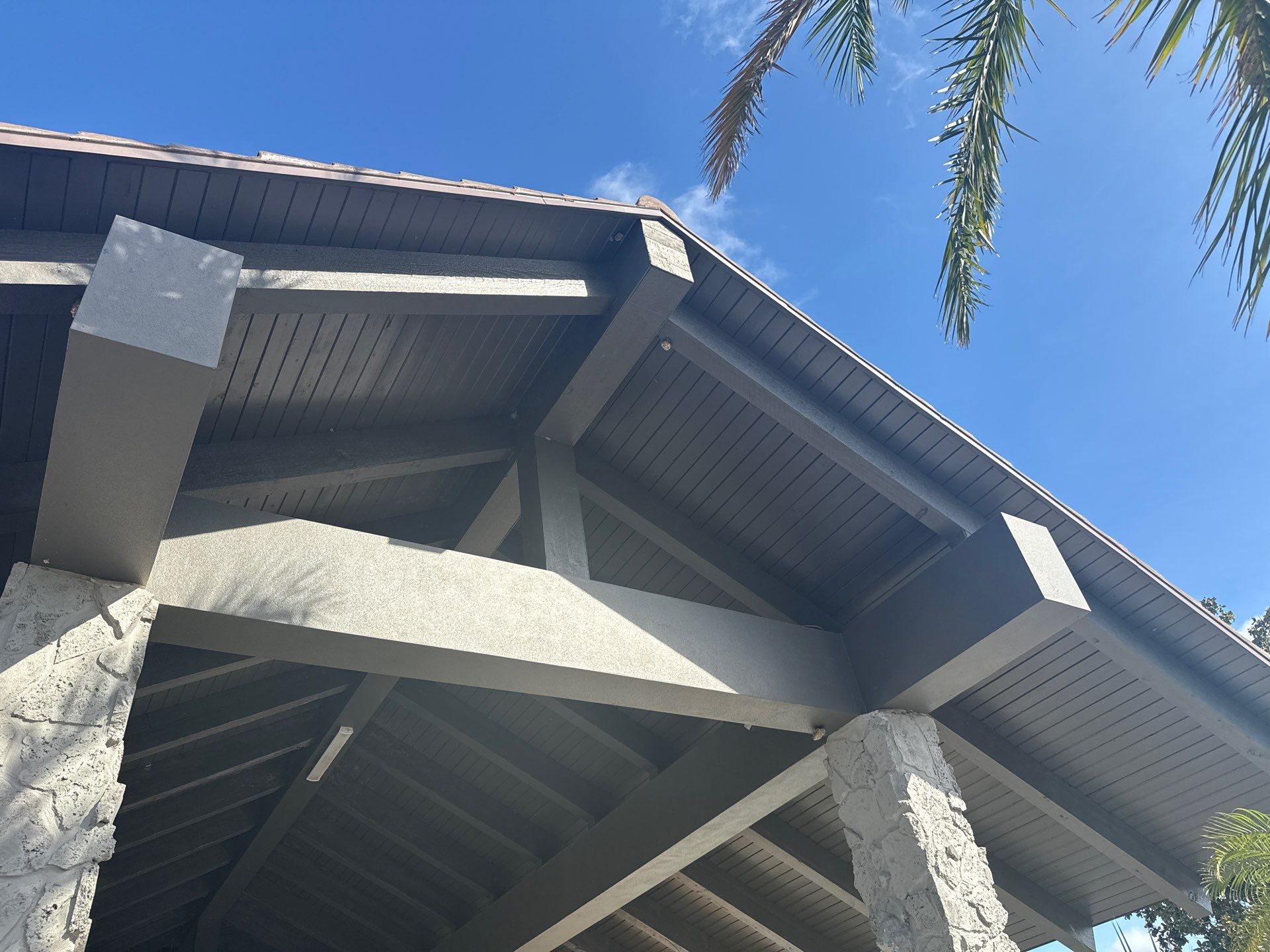 Commercial Entrance Cleaning at The Club at River Wilderness ā Parrish, FL by Sunshine AquaWash