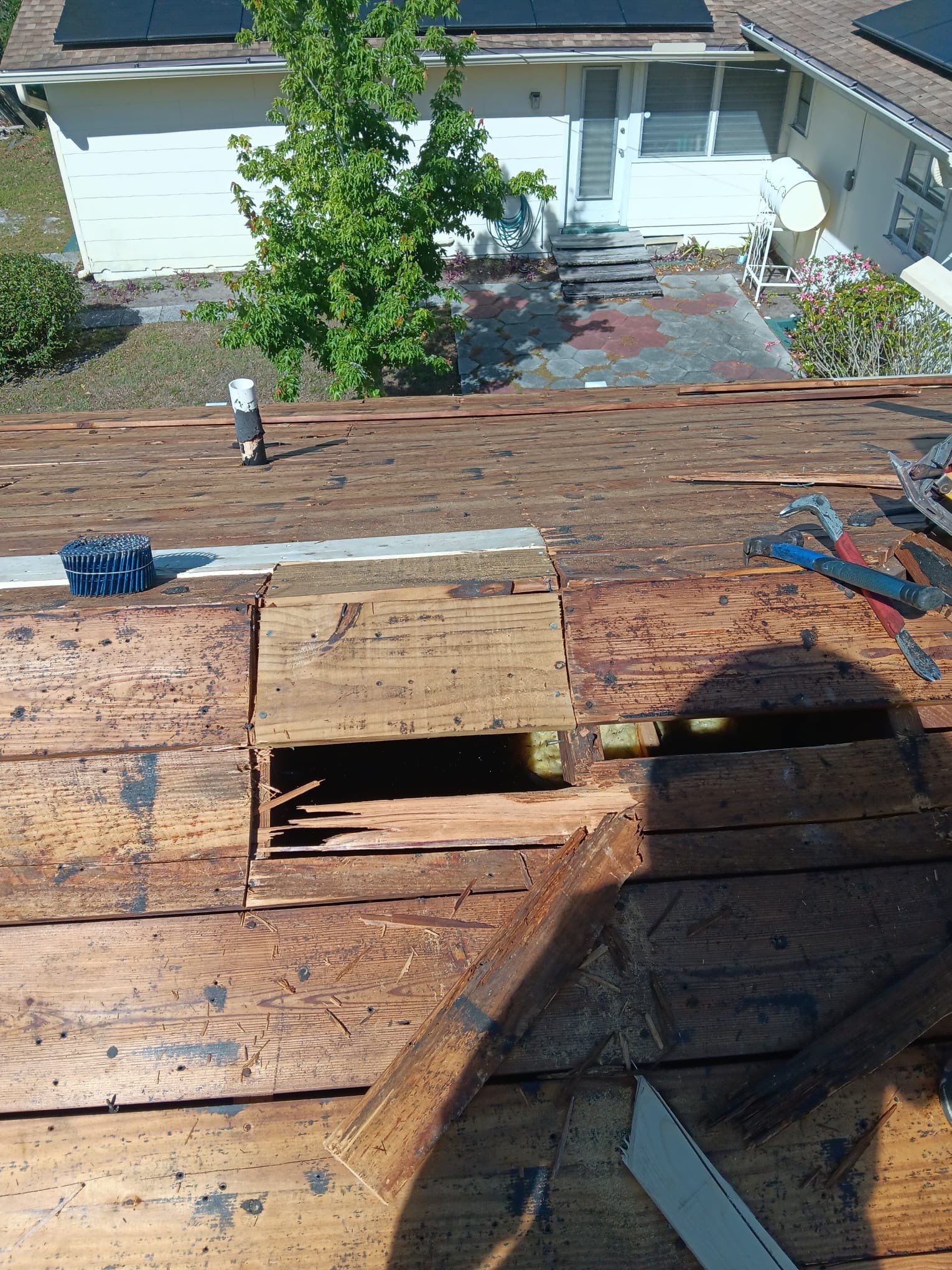 Project in St. Petersburg 33711 by Mitchell Roofing Company LLC 