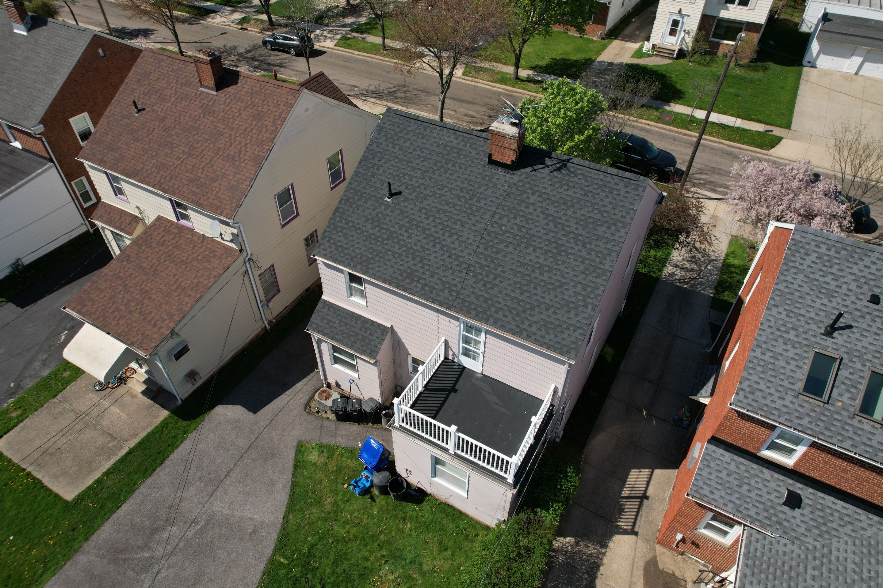 Residential Roof Replacement using GAF Timberline HDZ Charcoal by Atlas Roofing & Restoration