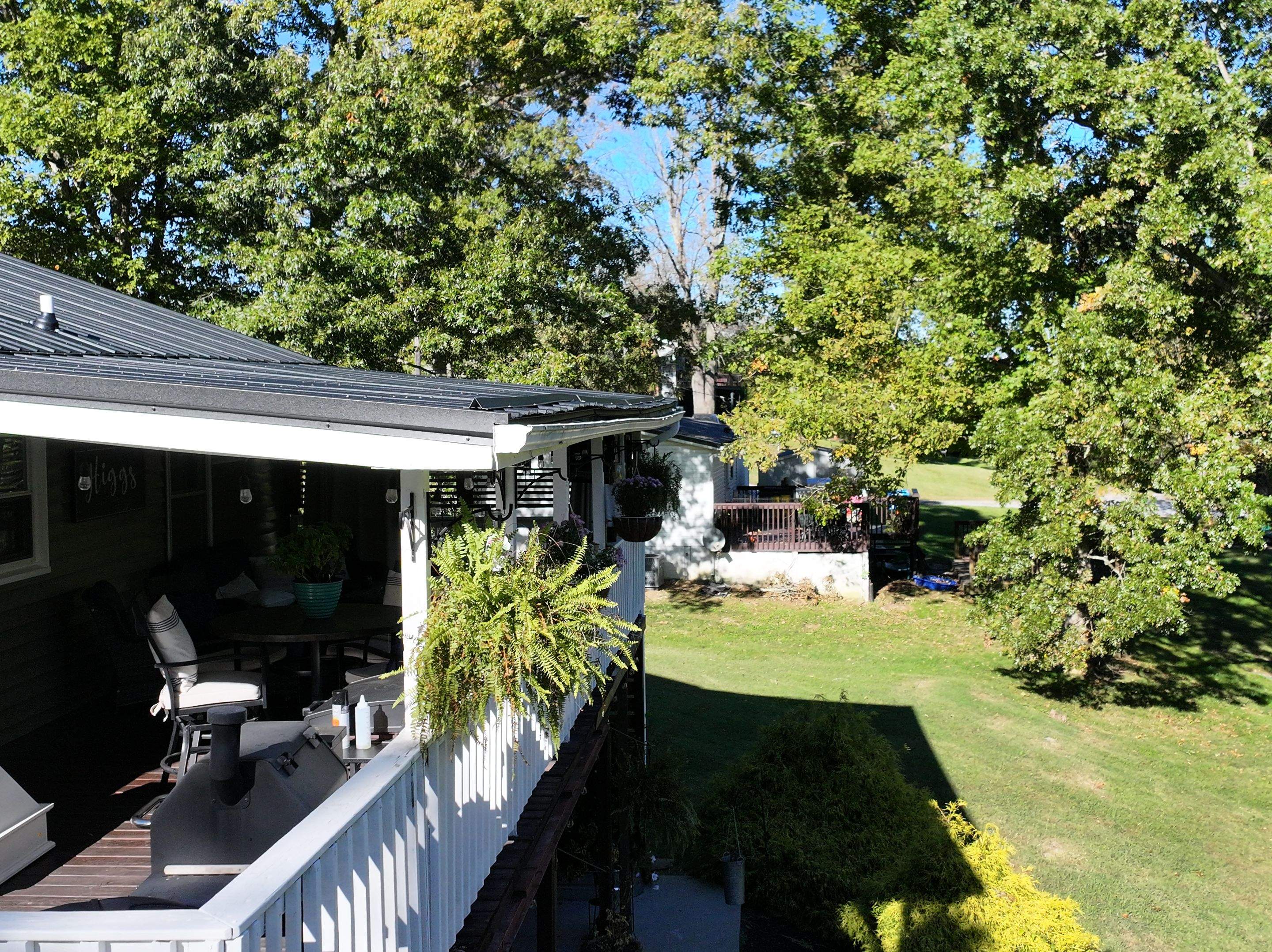 Higgs Residence by Omnia Roofing